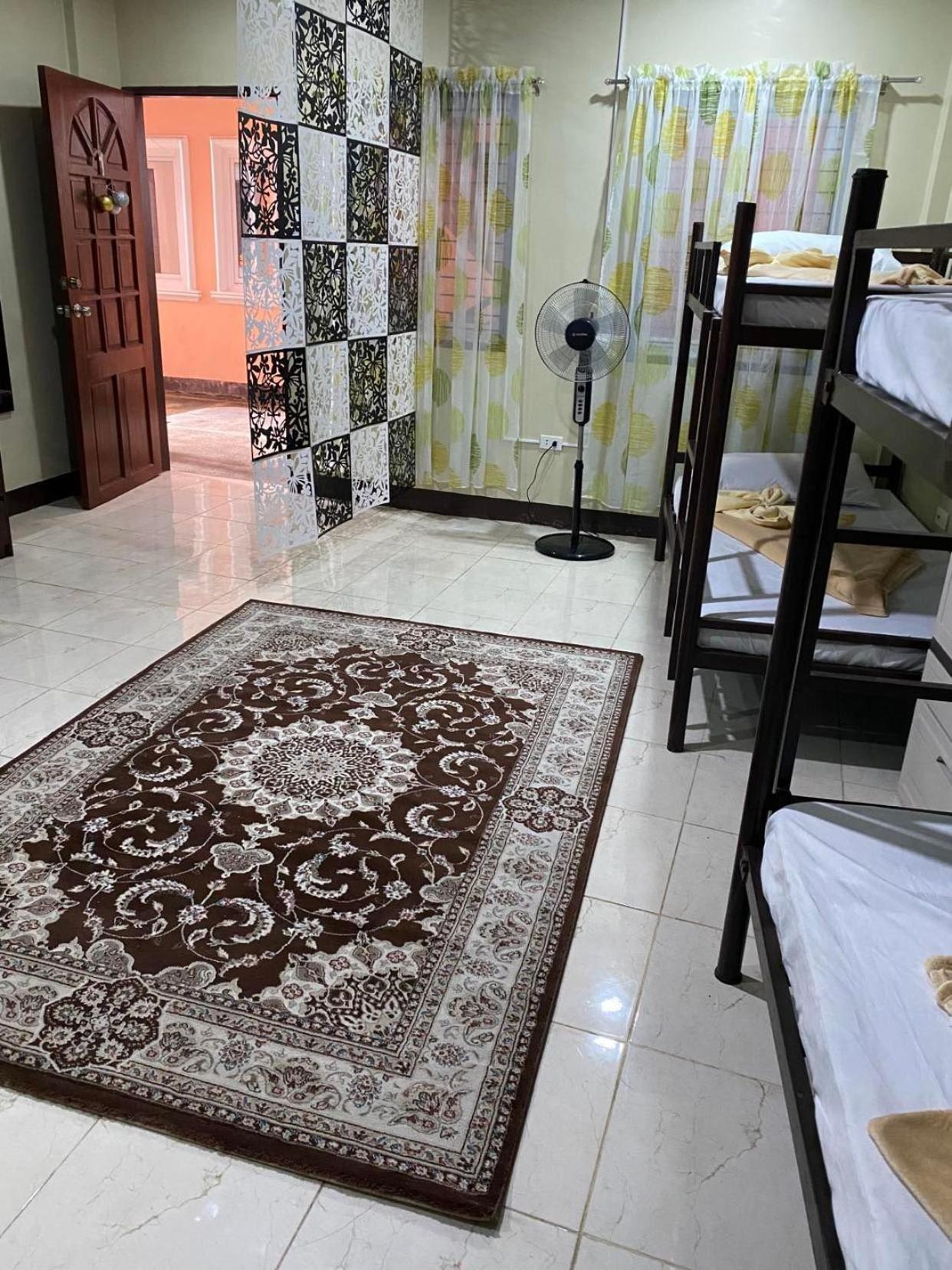 CJIAN Apartments, Free Parking