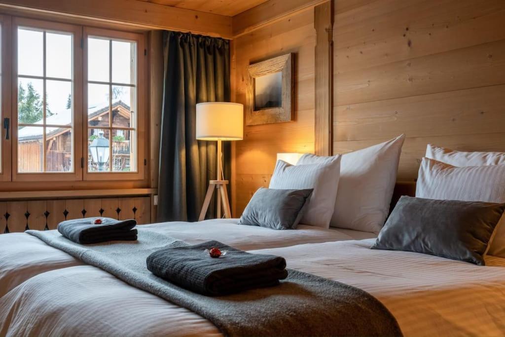Hotel Charming Alpine Apartment Gstaad - Image 1
