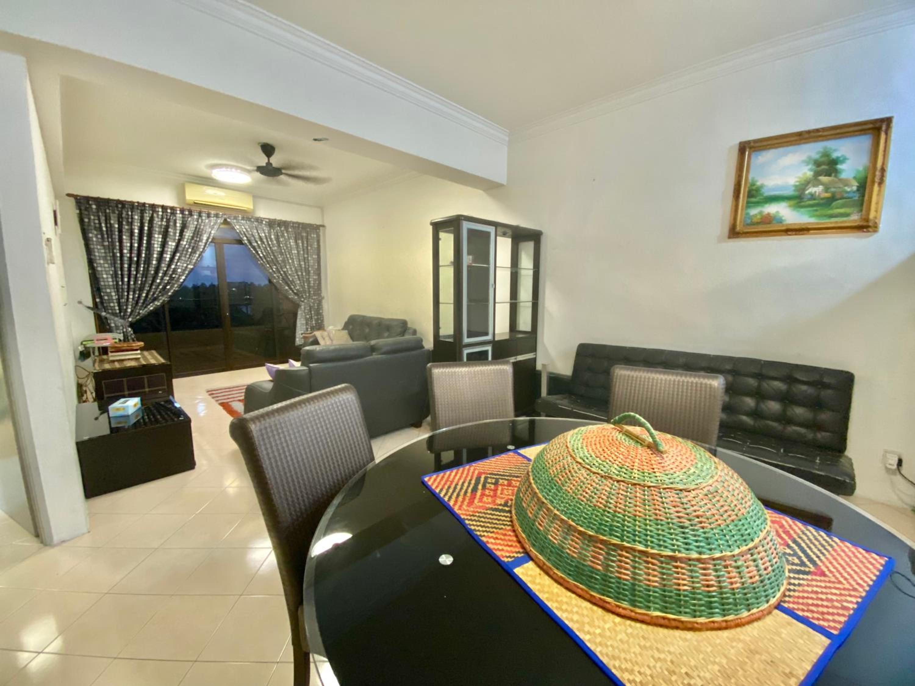 Homestay Legacy Kamariah Ahmad,Lumut view 3