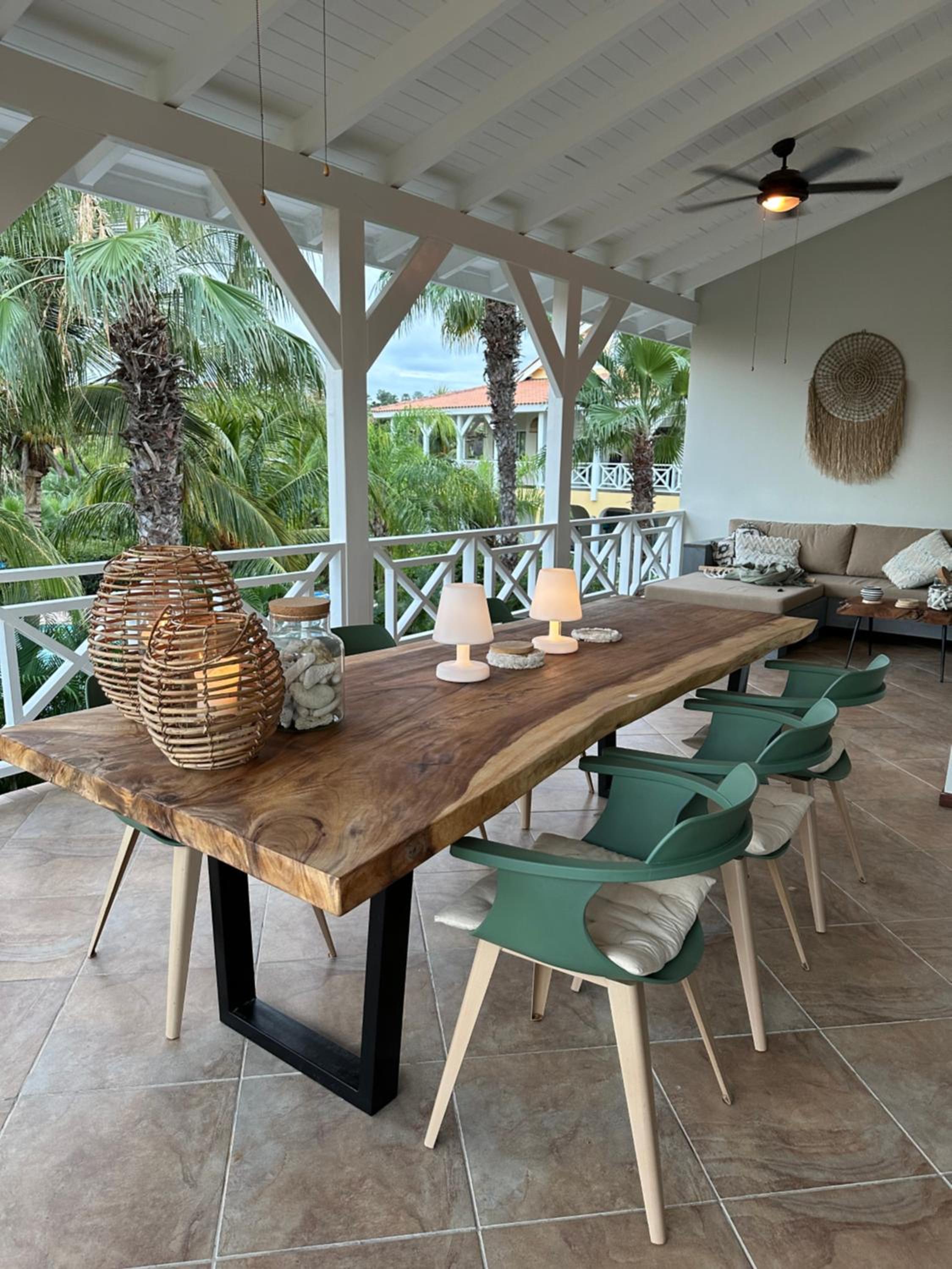 Penthouse Tropicana 6 persons gated penthouse with pool