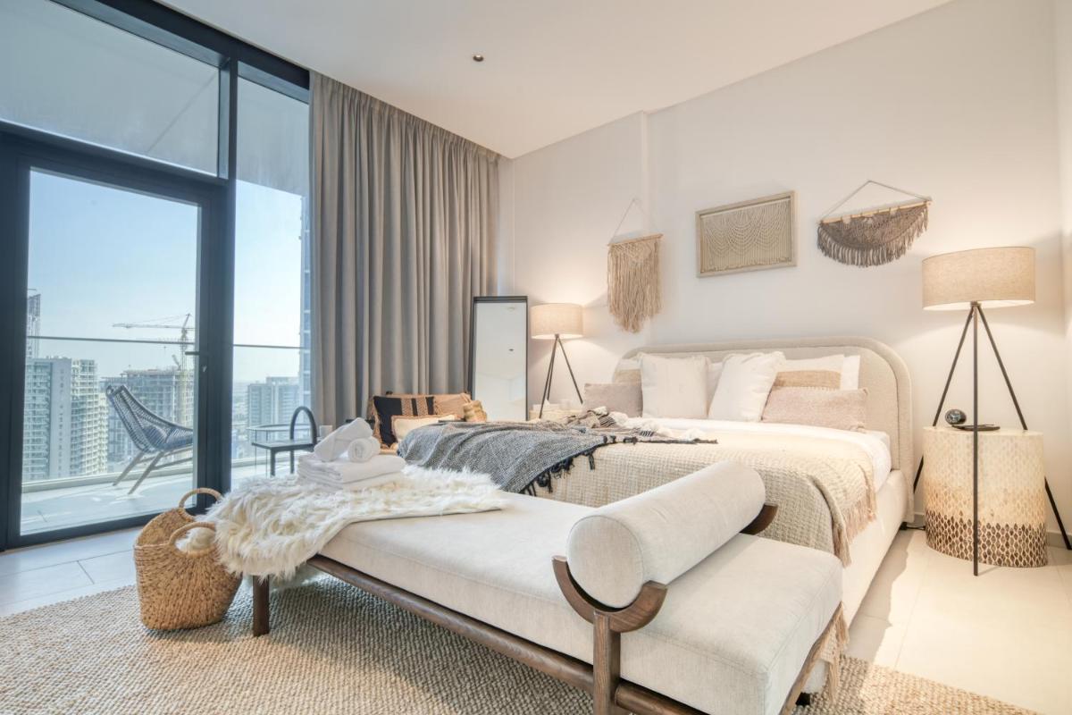 Marquise Square, Business Bay Dubai - Mint Stay