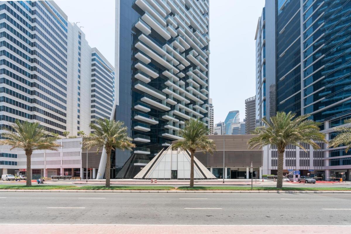 Marquise Square, Business Bay Dubai - Mint Stay