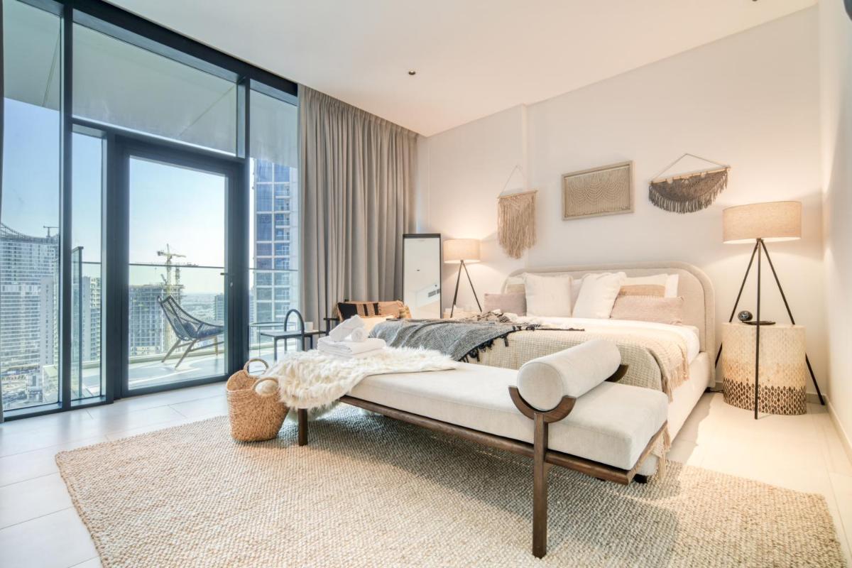 Marquise Square, Business Bay Dubai - Mint Stay