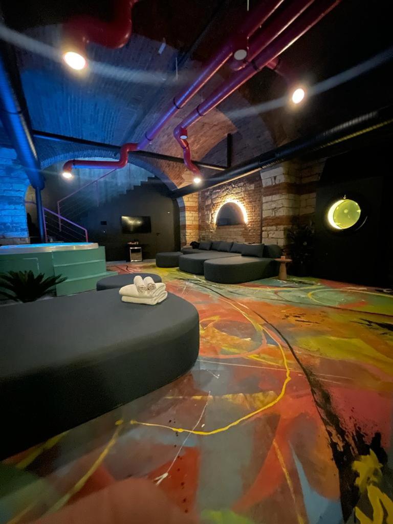 lounge