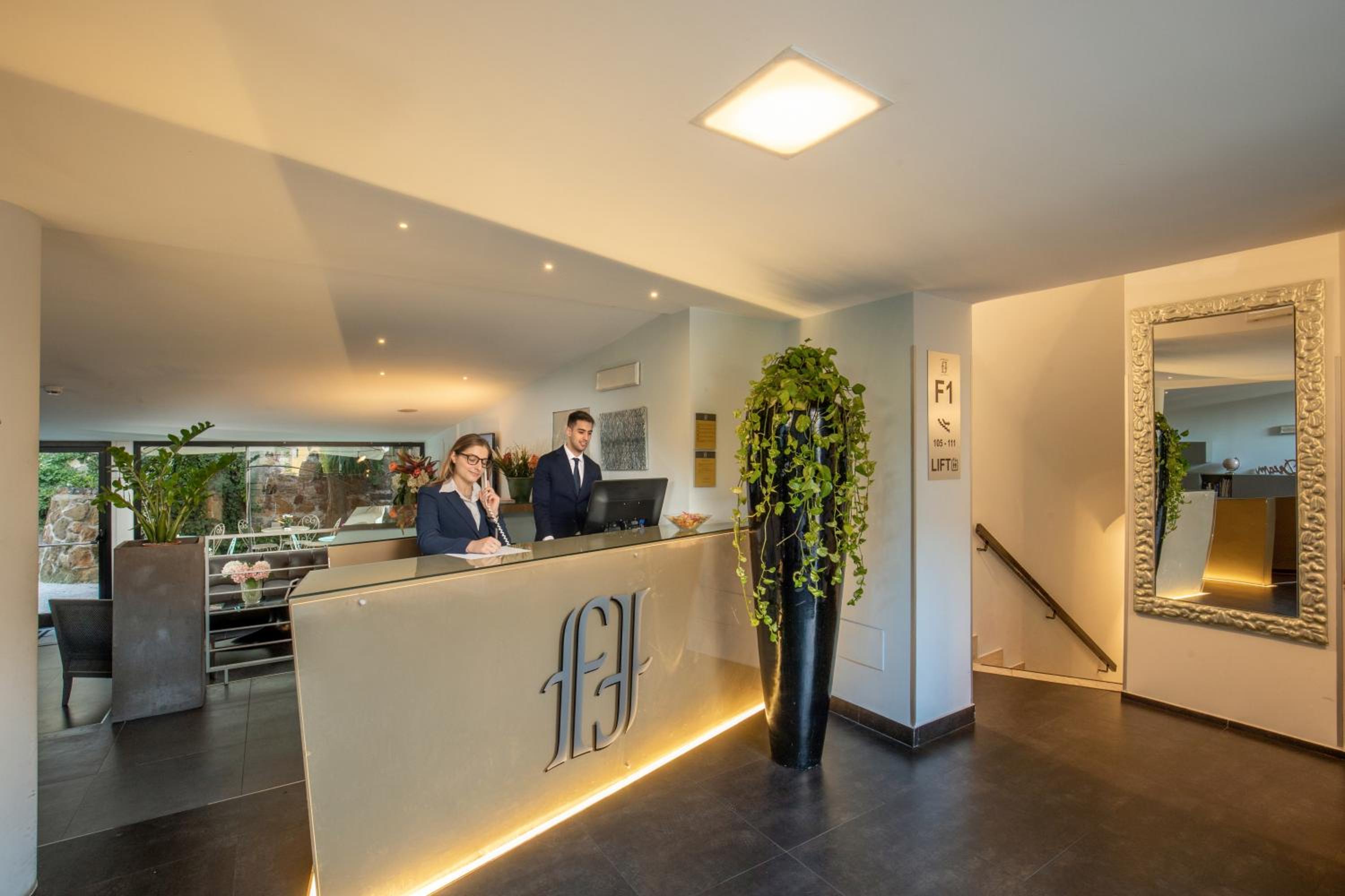 recepcion & lobby