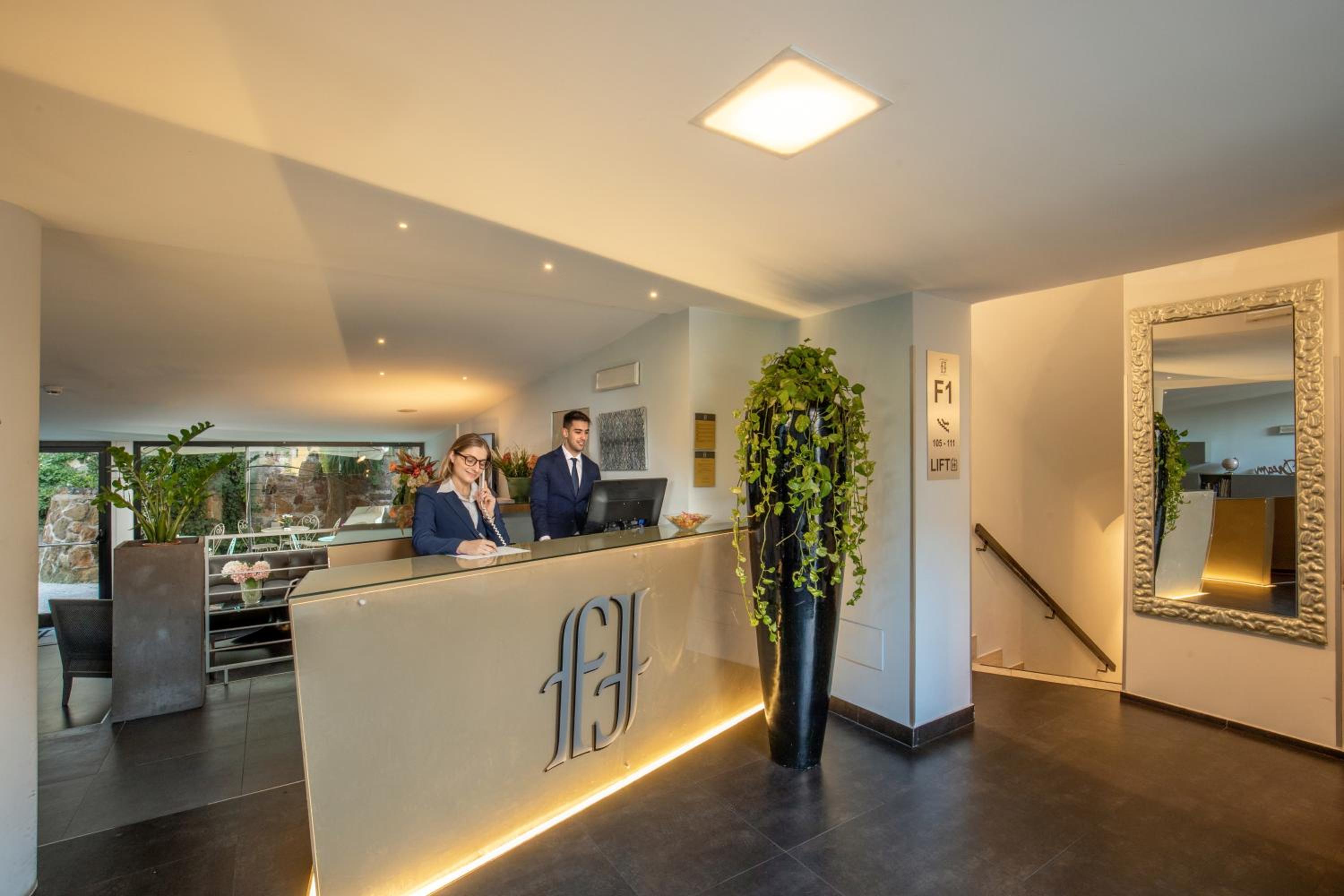 recepcion & lobby