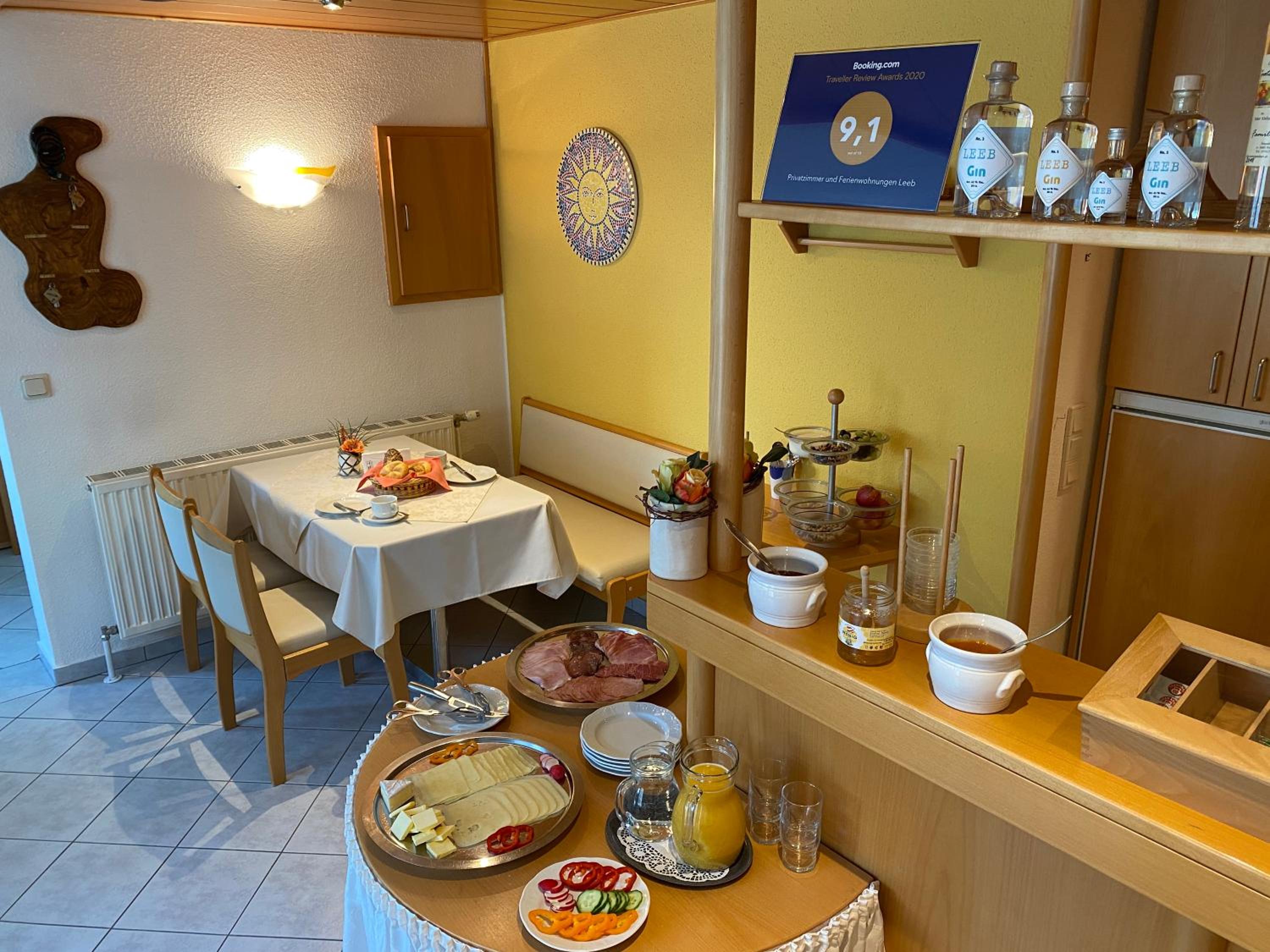 Privatzimmer und Ferienwohnungen Leeb