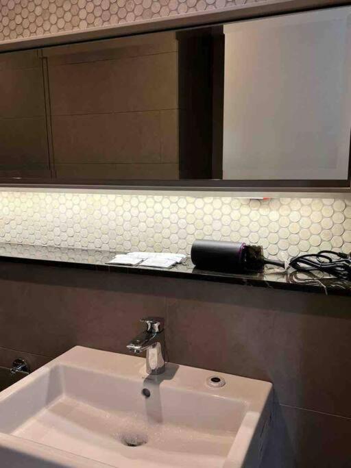 KL Comfort 5 star 2 bedroom service apartment