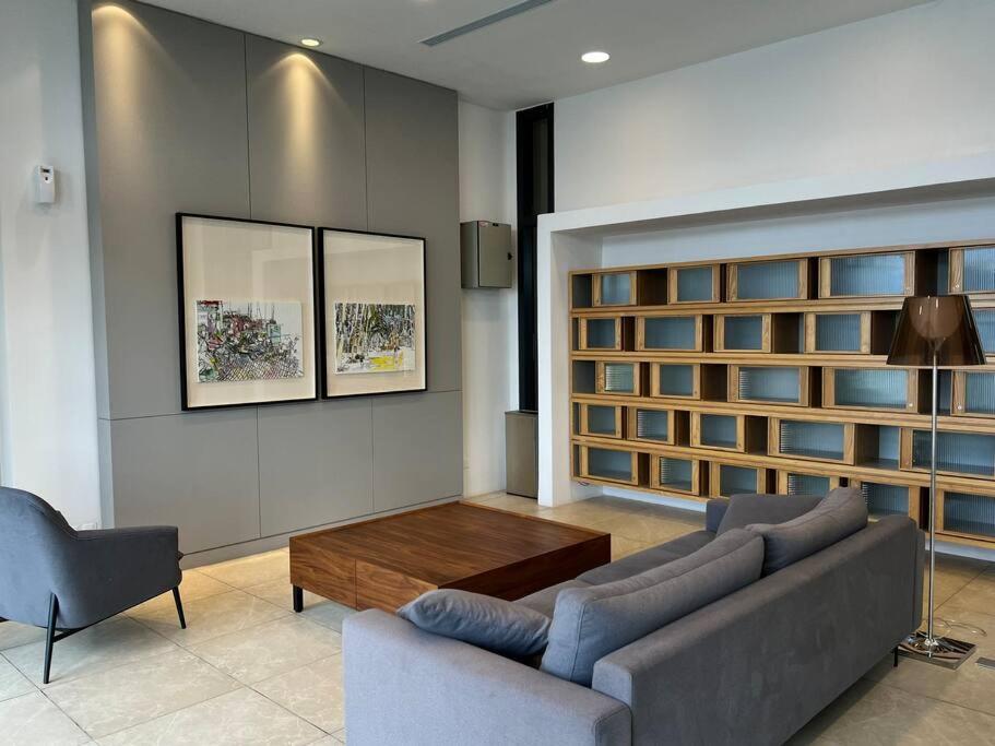 KL Comfort 5 star 2 bedroom service apartment