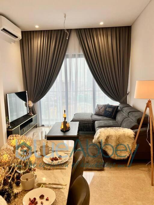 KL Comfort 5 star 2 bedroom service apartment