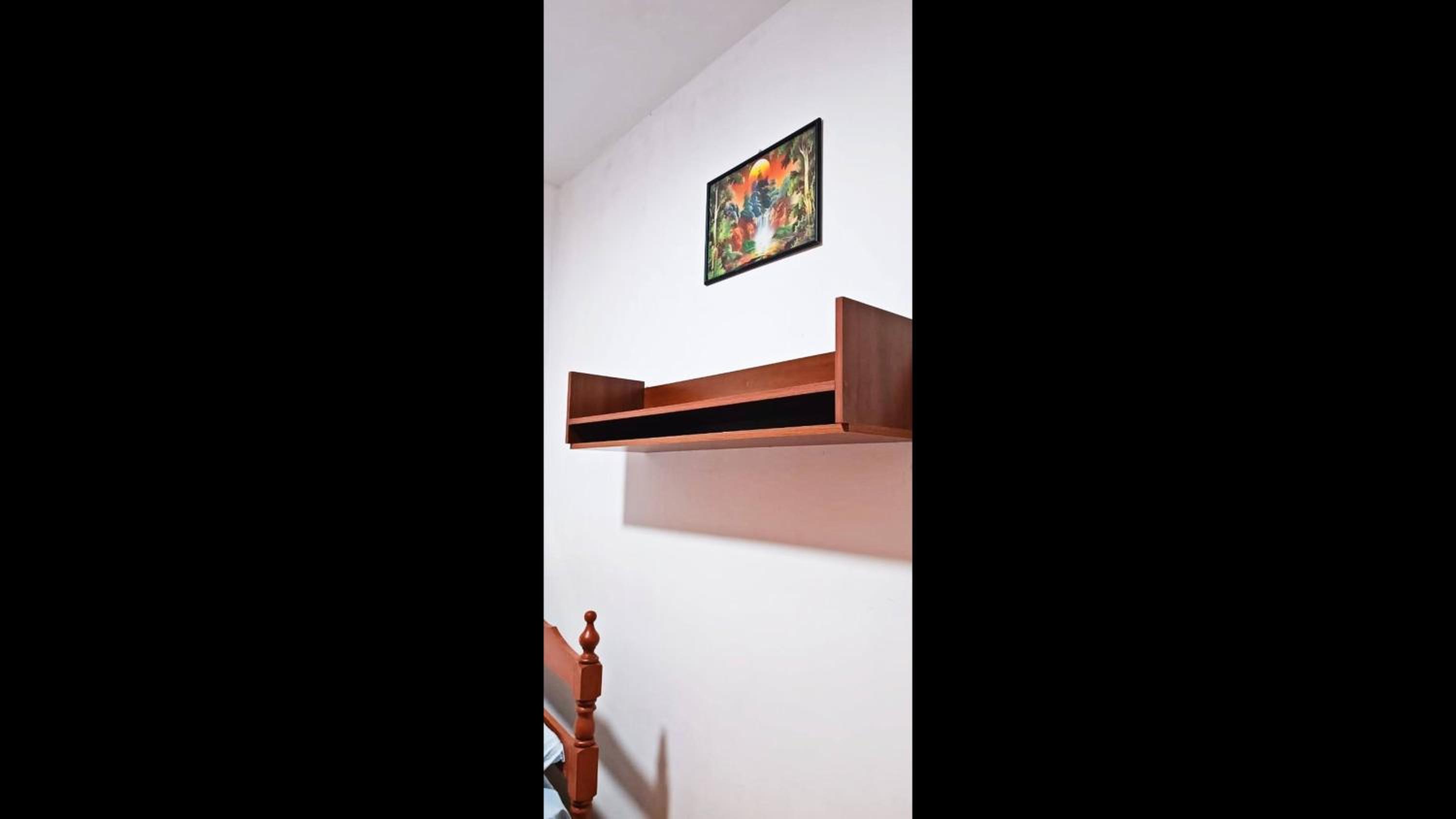 centrally located apartment view 3