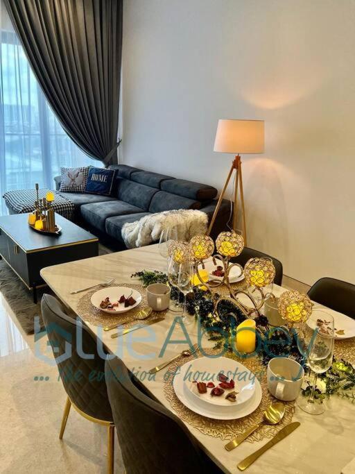 KL Elegant 5 star 2 bedroom service apartment