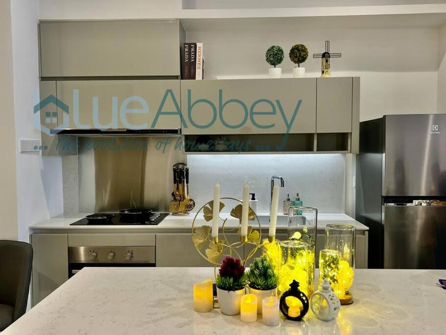 KL Elegant 5 star 2 bedroom service apartment