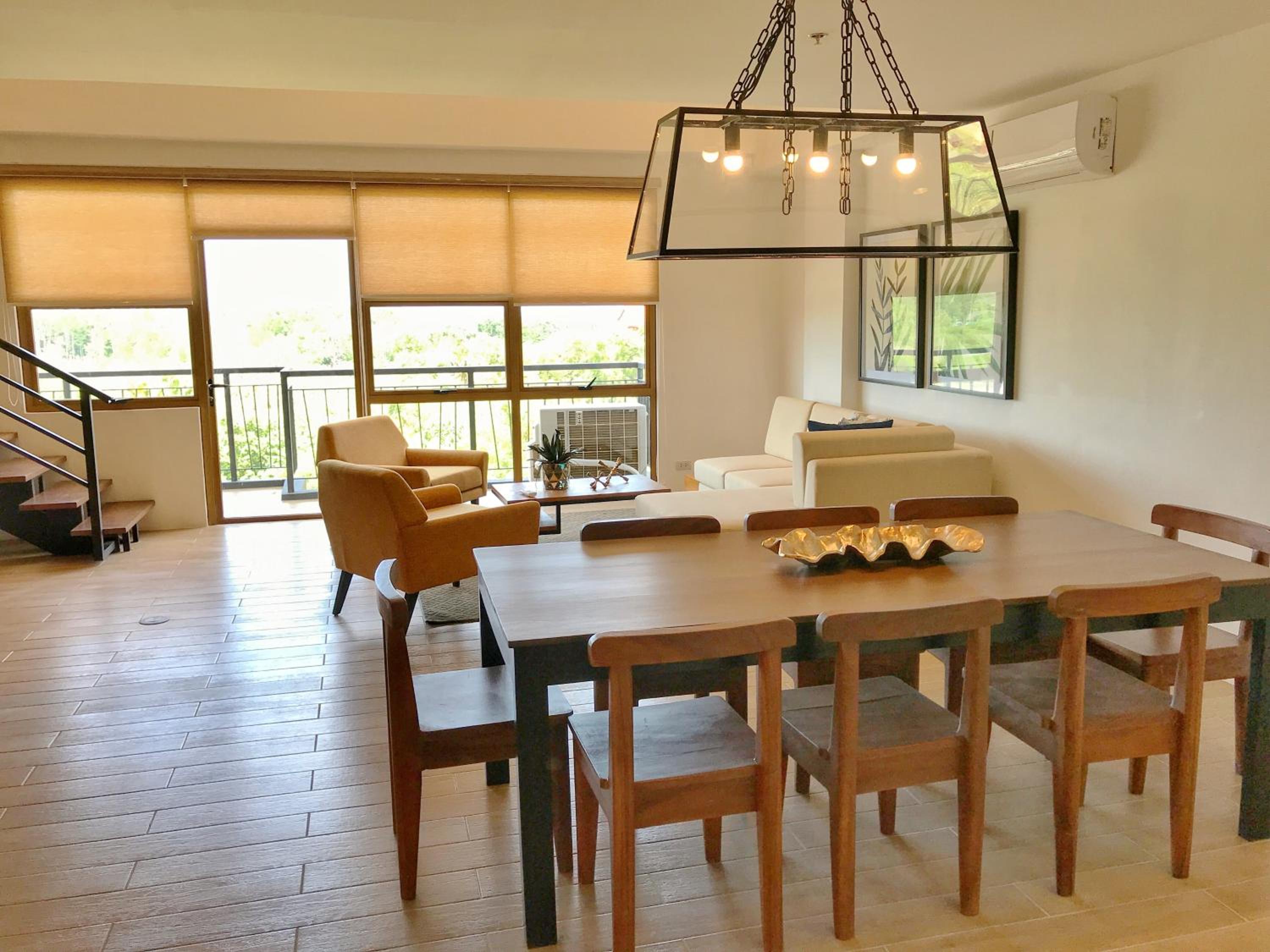 Crown Hotel at Harbour Springs Palawan Managed by Enderun Hotels