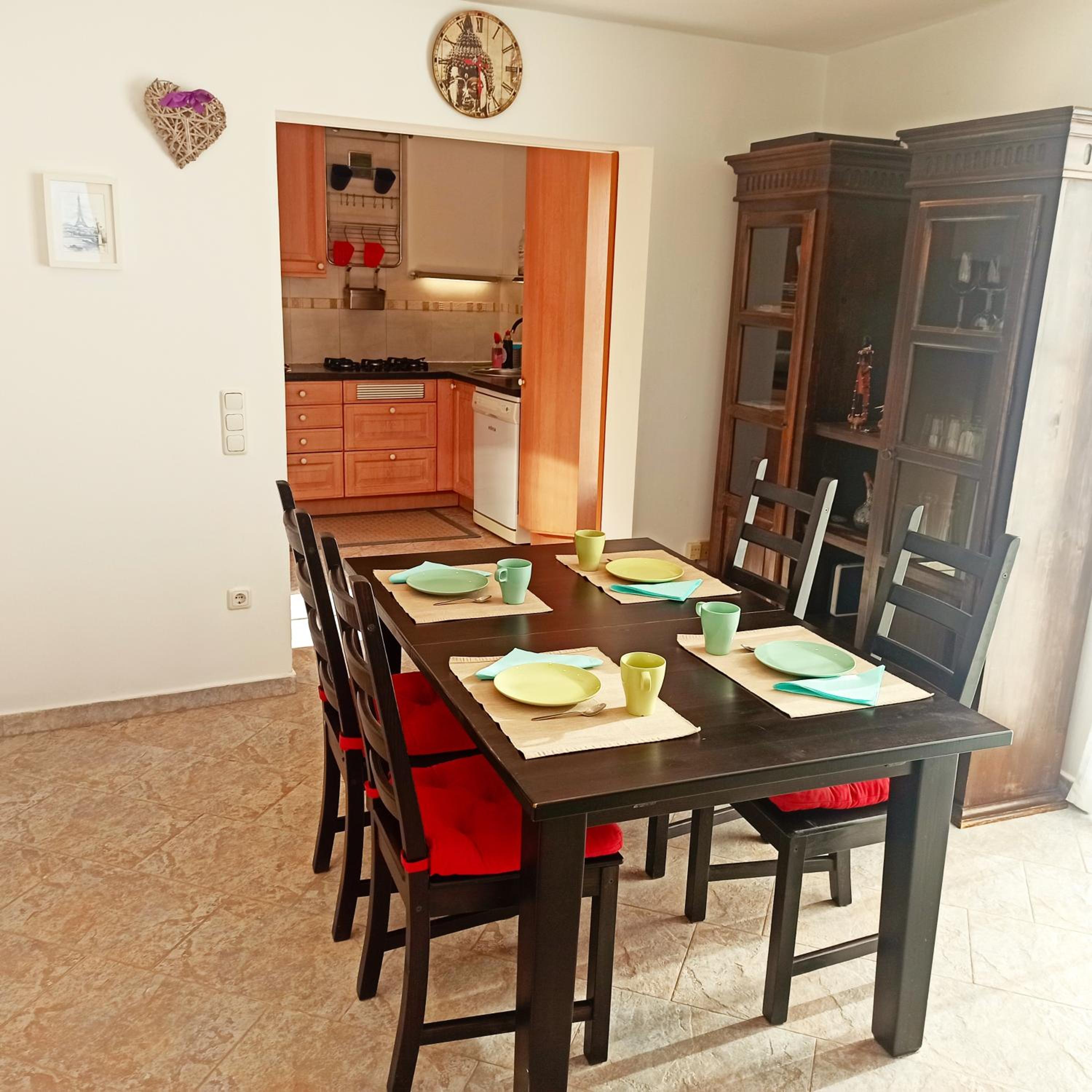 Lovely 2-Bed Finca with pool in Villa de Arico view 3