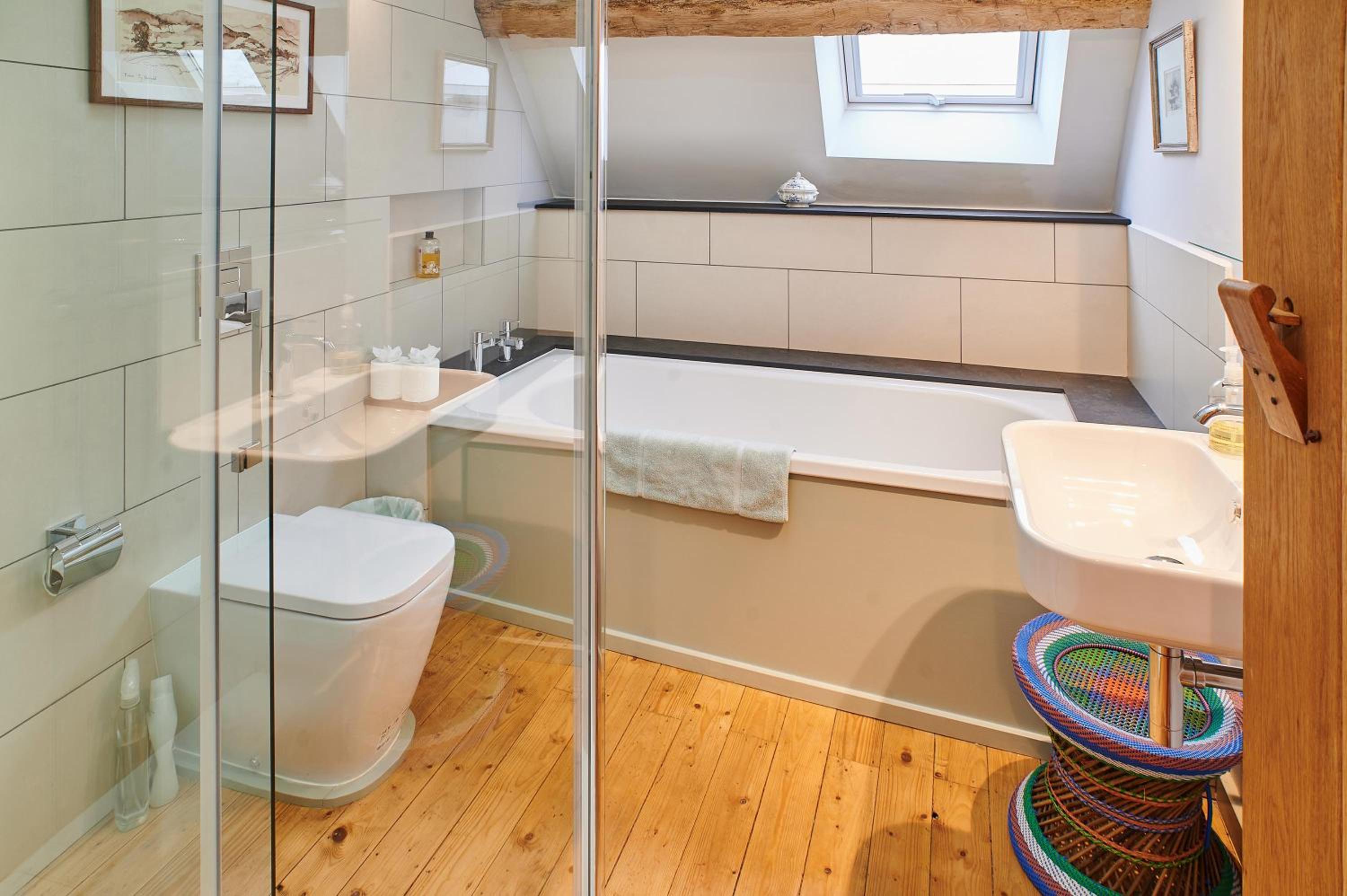 Host & Stay - Penrheol Farmhouse view 4