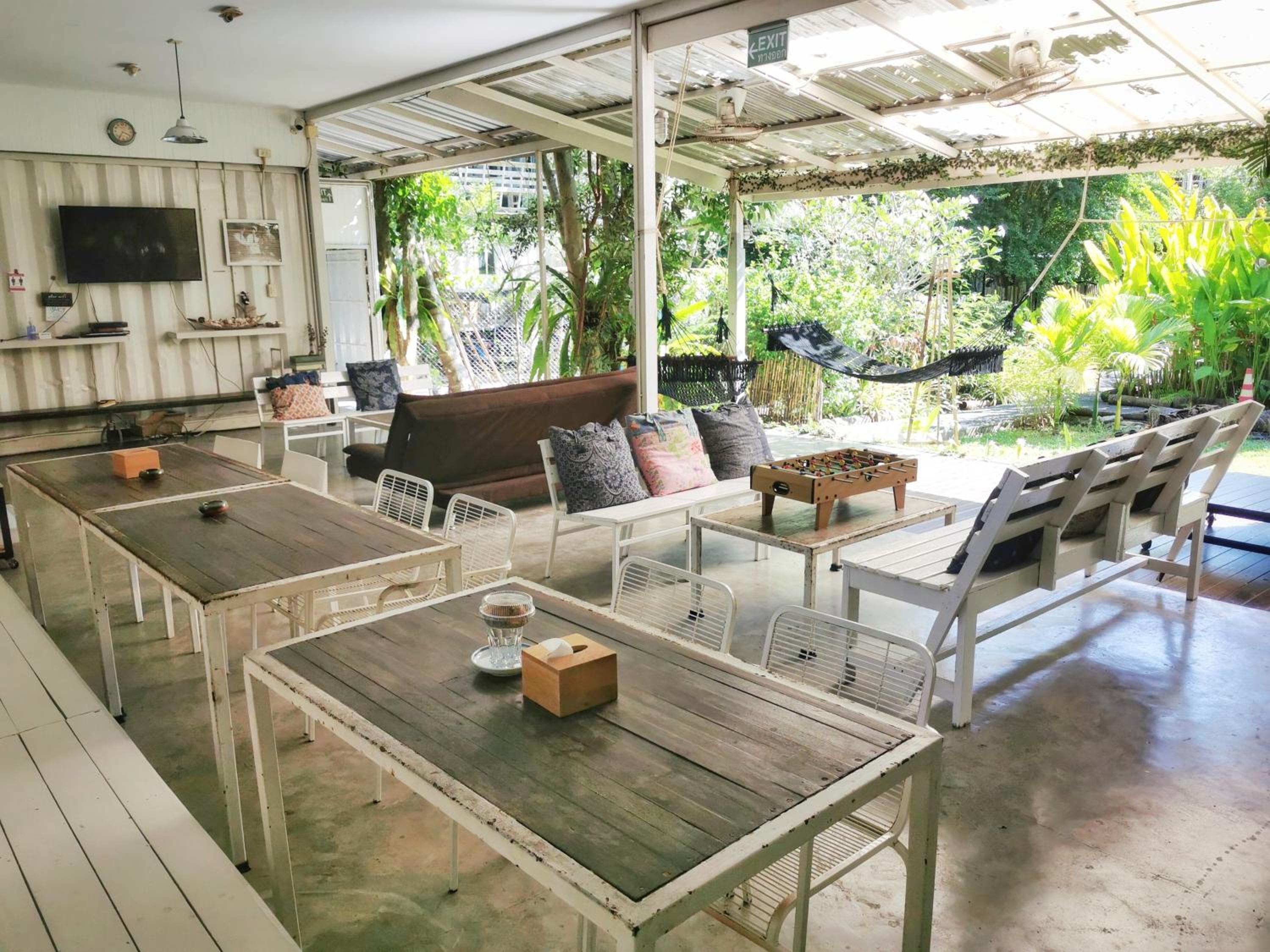 lounge
