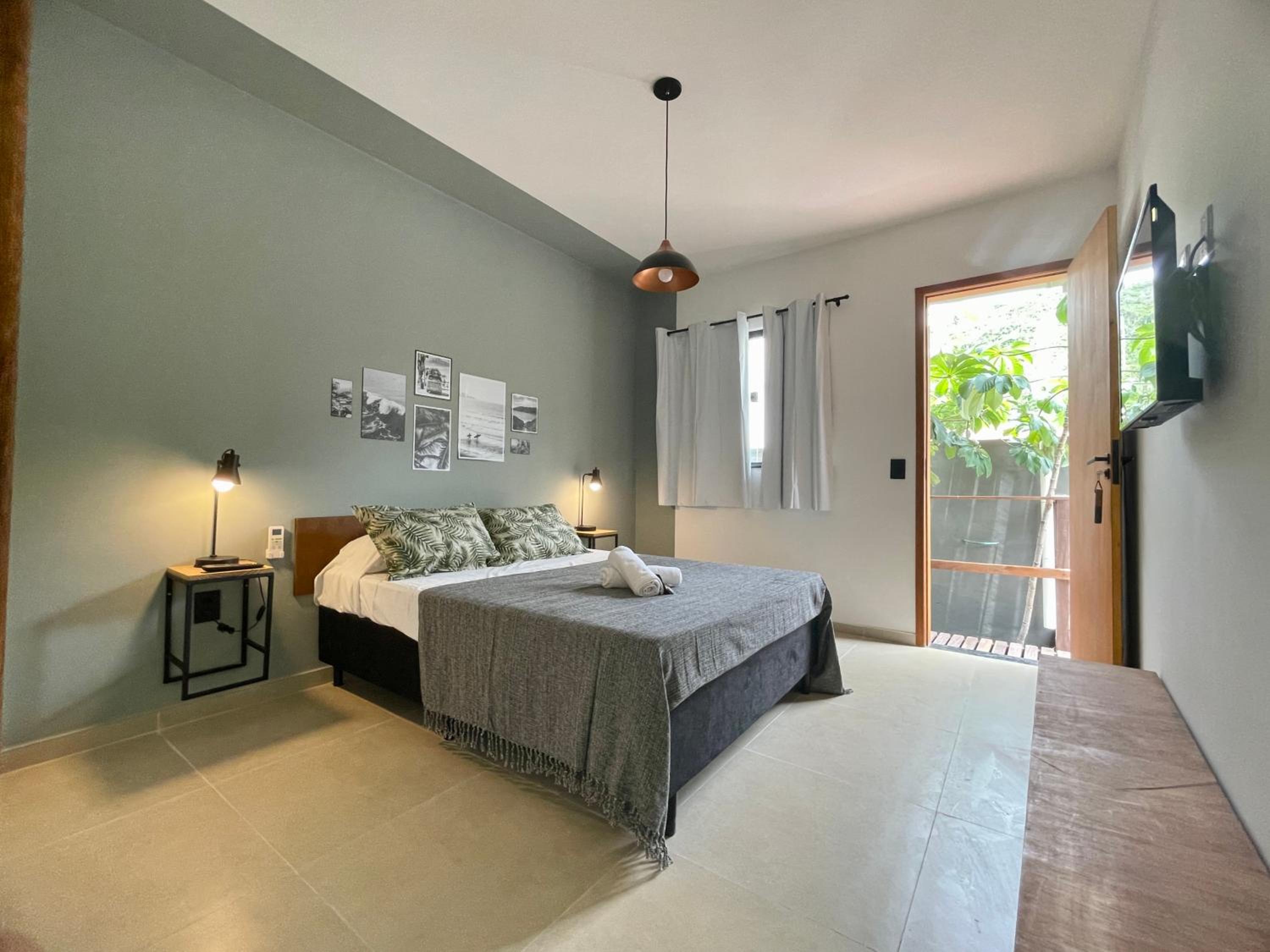 A Coroa Hostel & Pousada