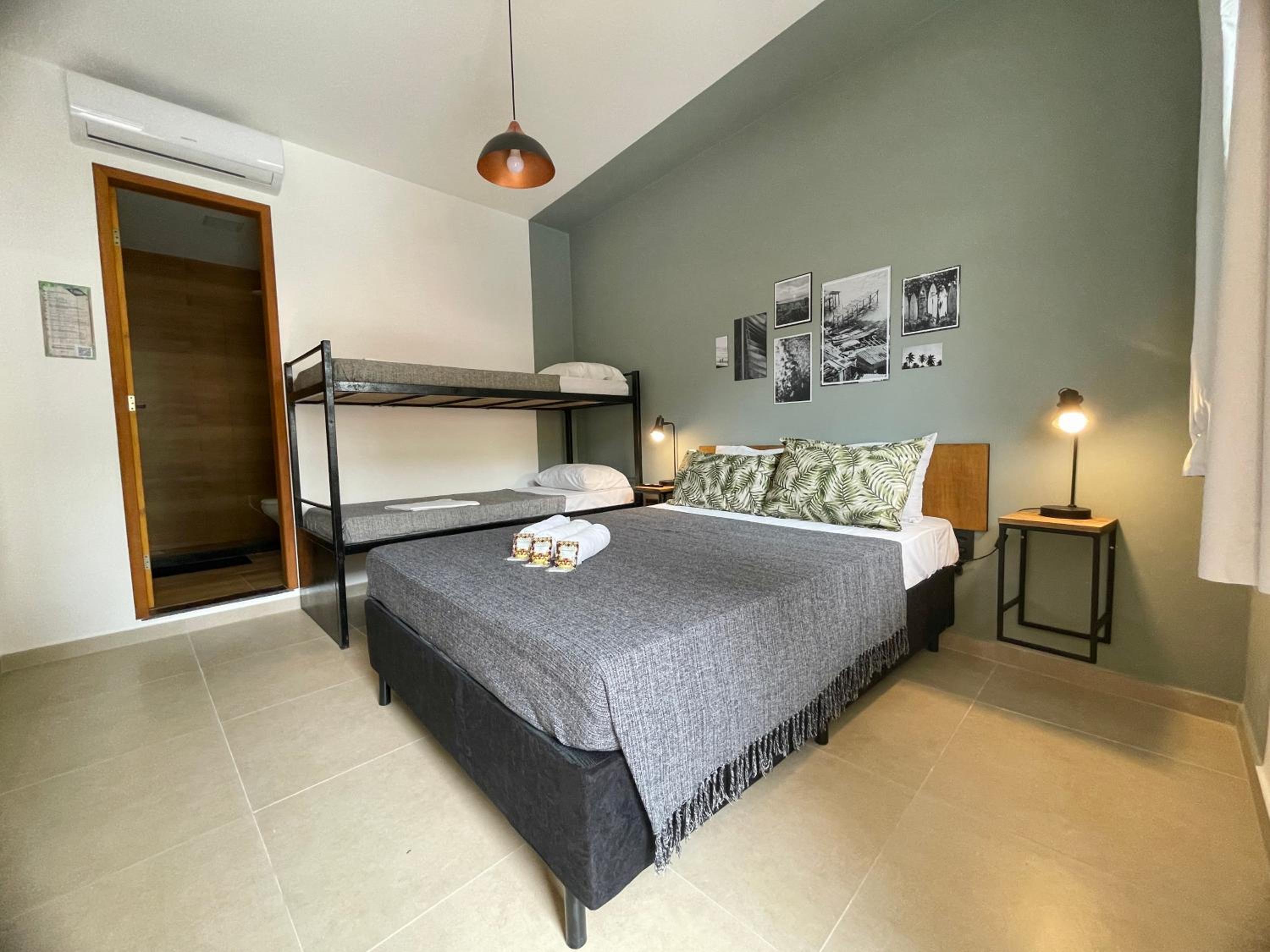 A Coroa Hostel & Pousada