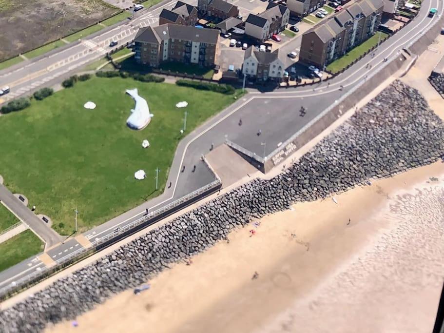 Beachfront pet friendly townhouse, Stunning views view 3