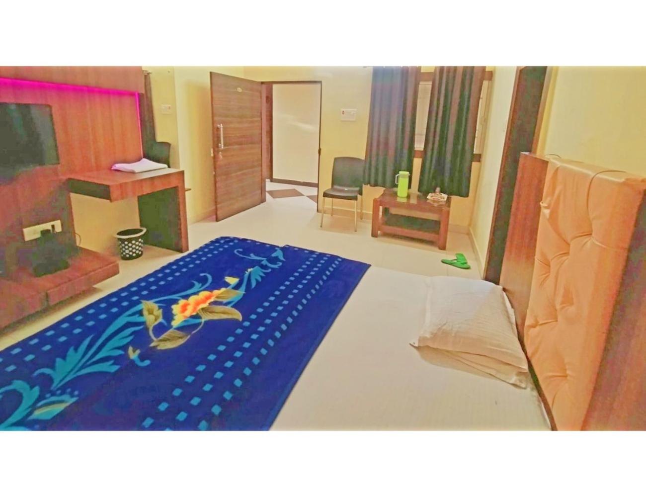 Hotel Svarnima The Heritage,Chitrakoot view 5