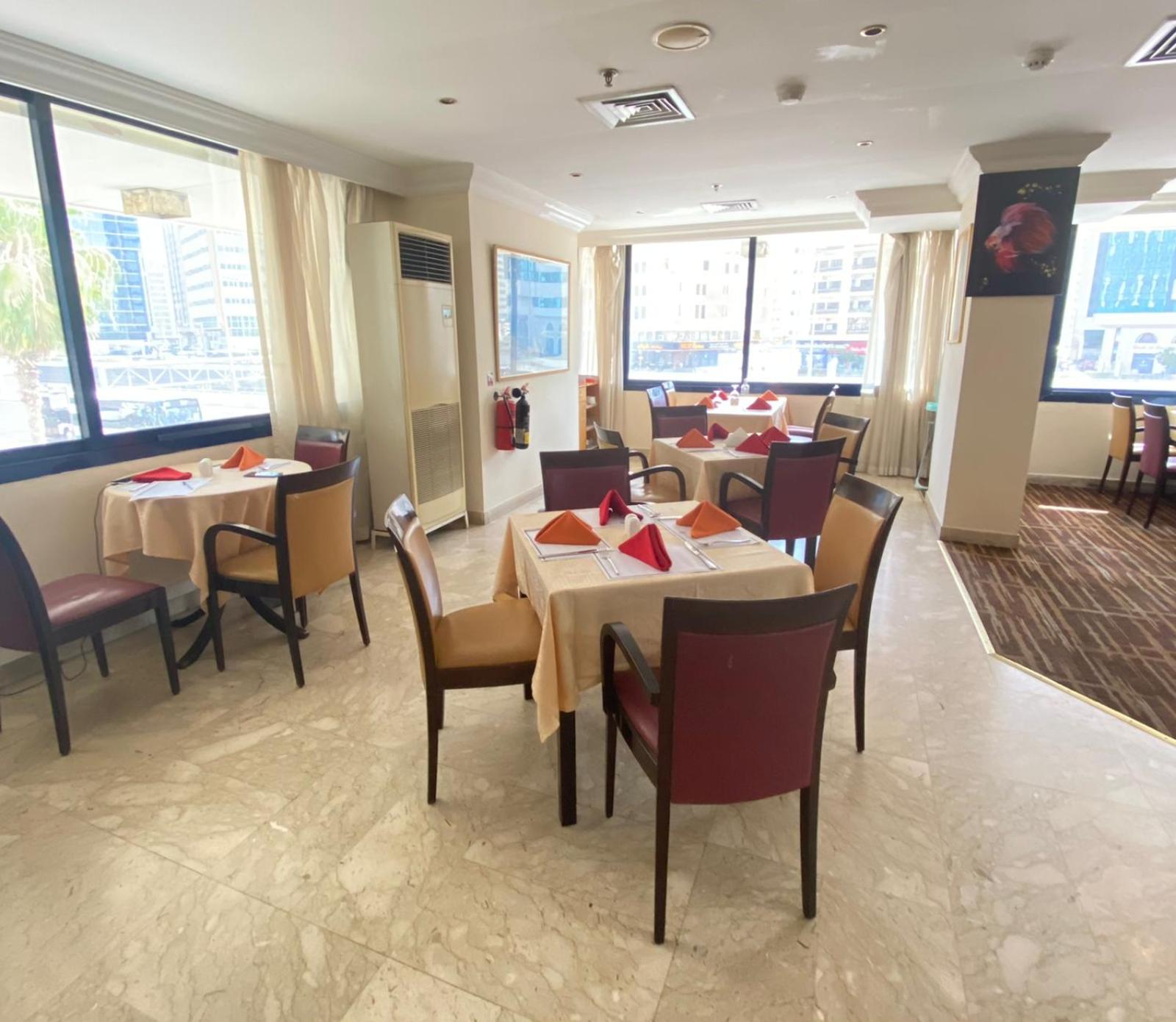 restaurant