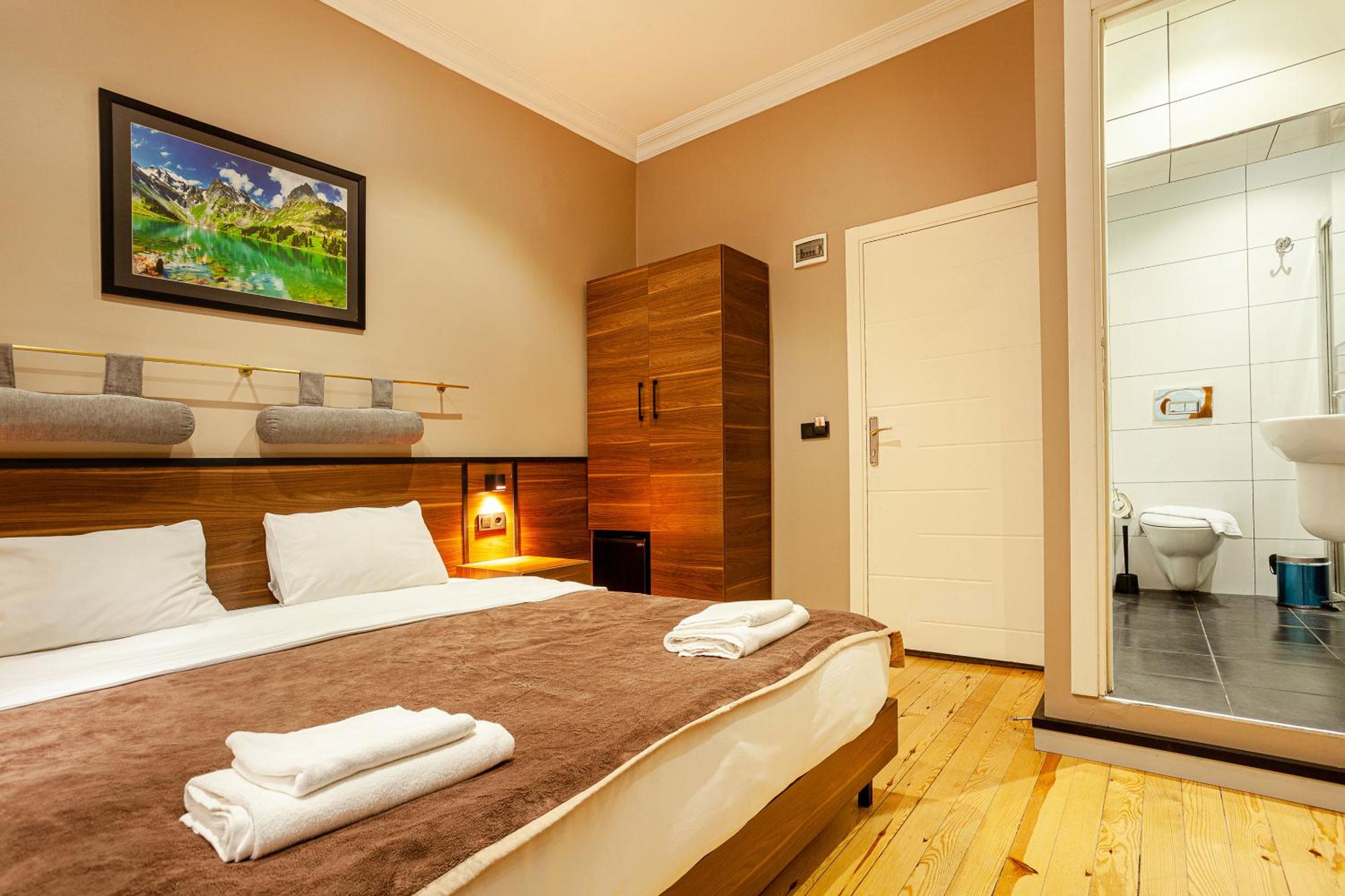 Aram Kerasi Odaları - Image 37