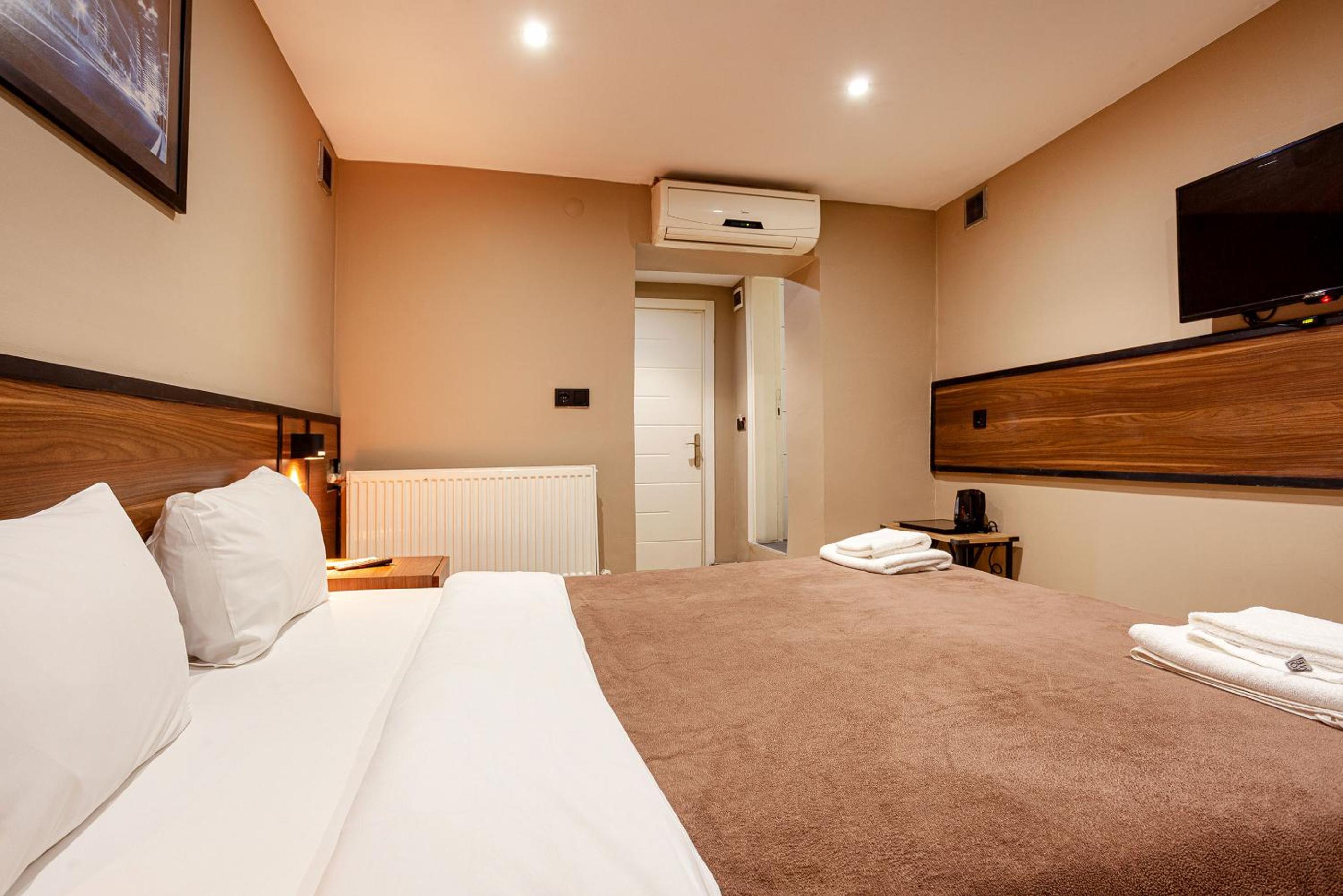 Aram Kerasi Odaları - Image 35