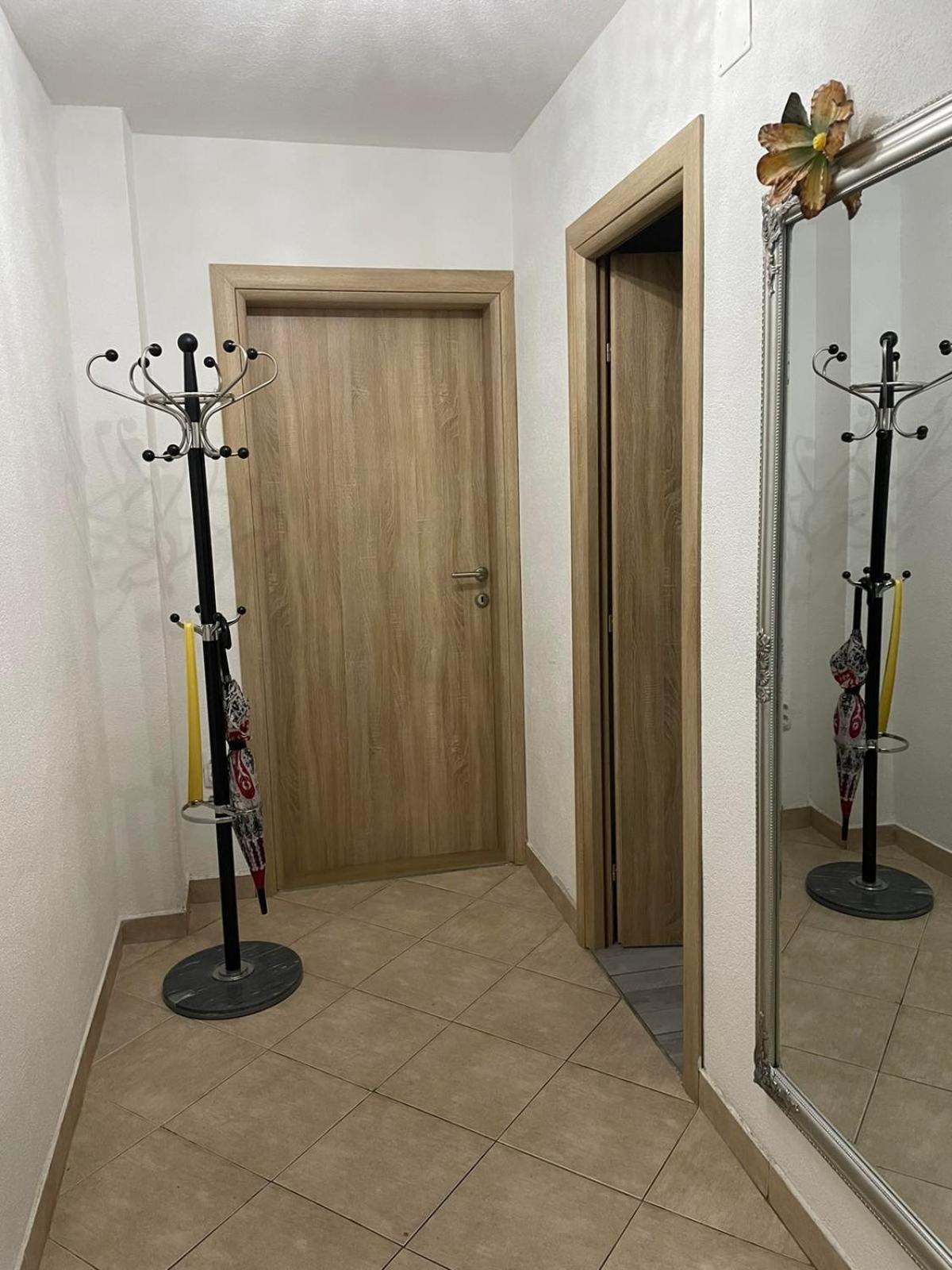 Apartment Blondy