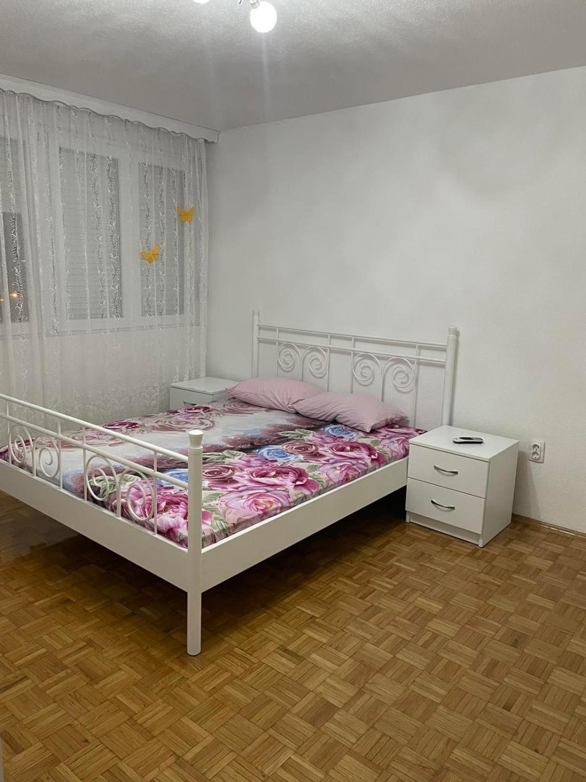 Apartment Blondy