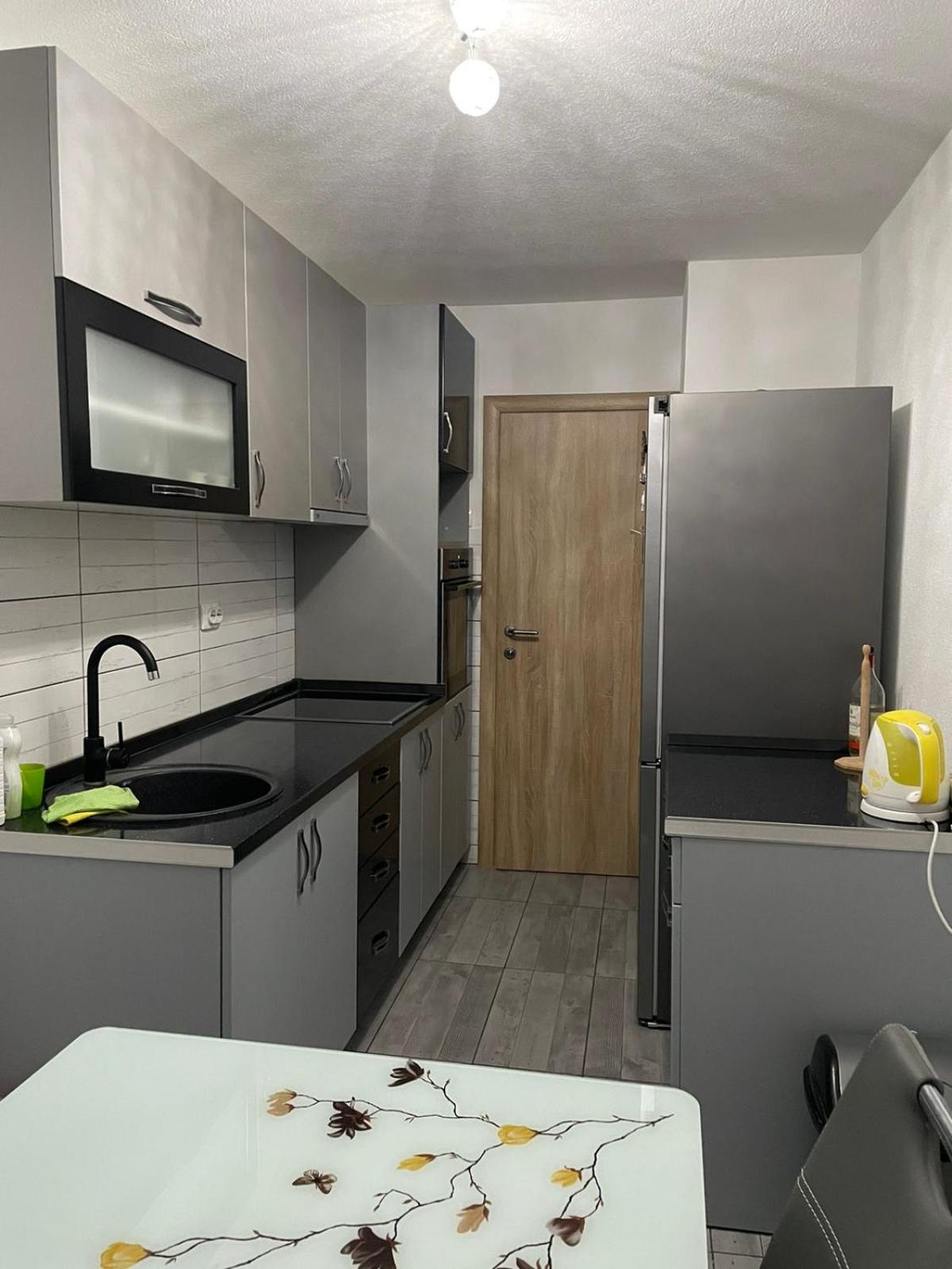 Apartment Blondy