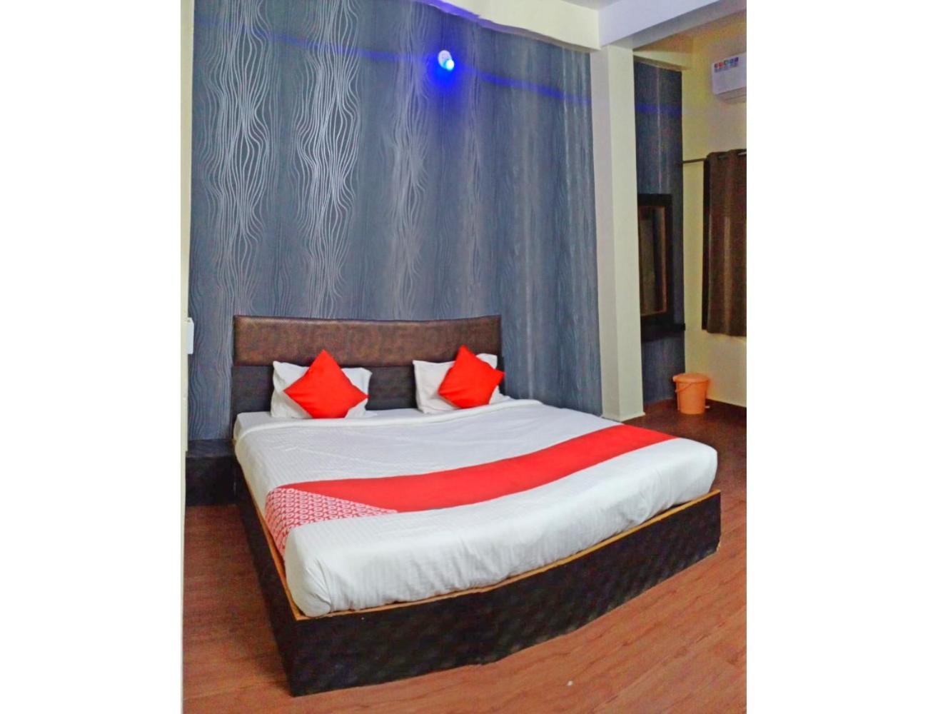Hotel Shanti Heritage, Guna