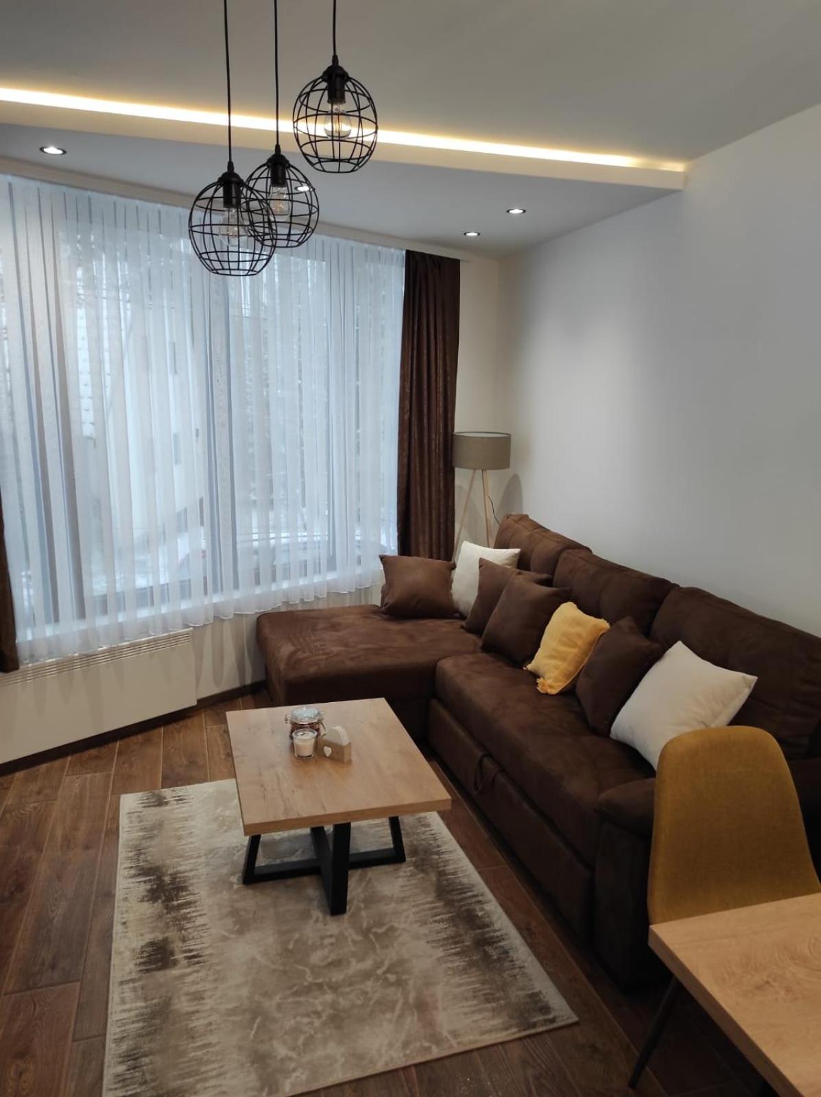 Garnet Star Apartments 1 view 3