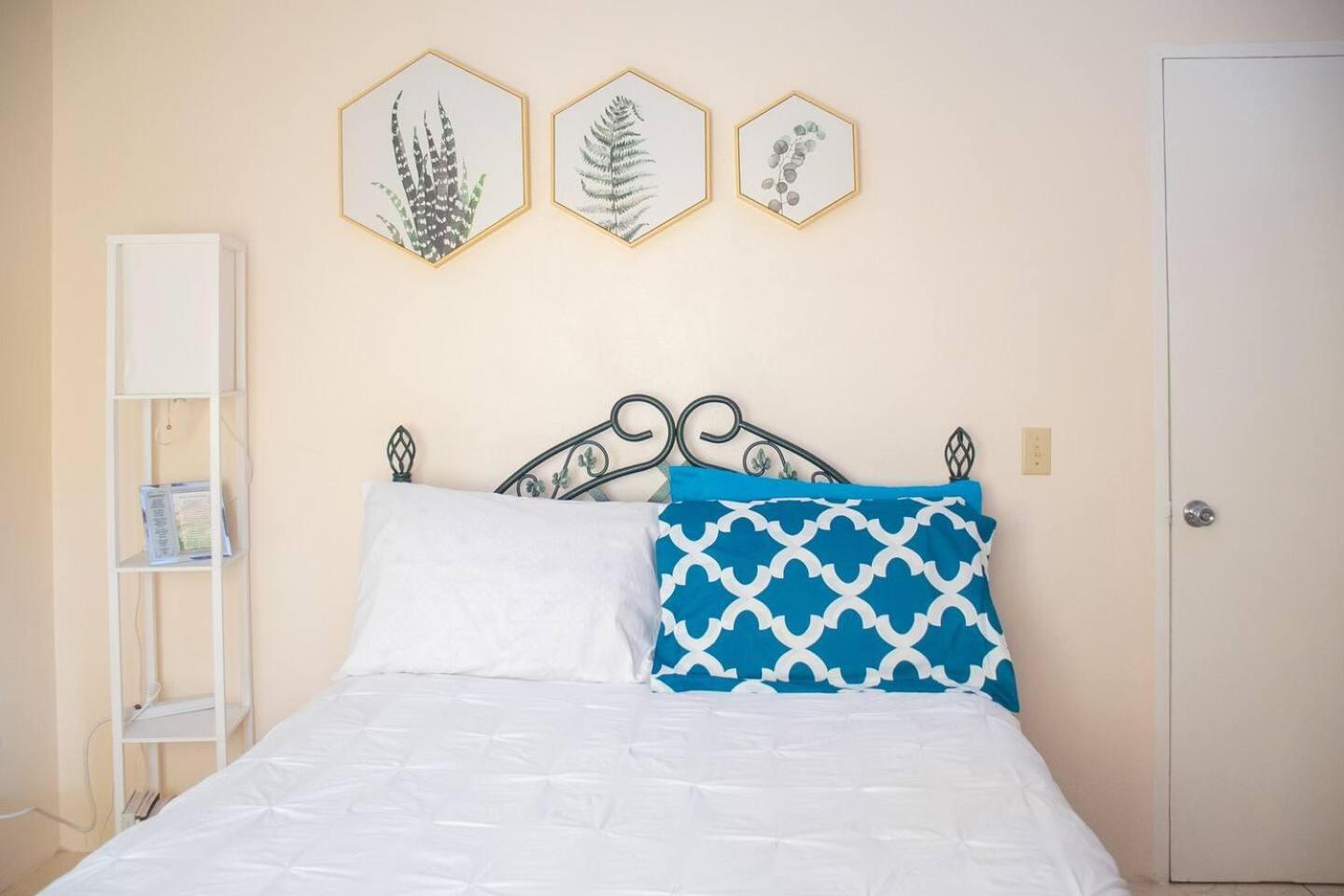 Tropical Paradise Retreat close to St Johns