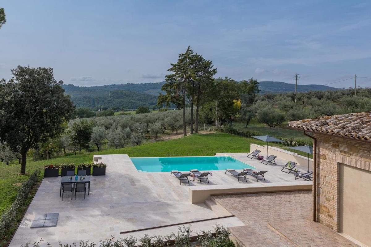 VILLA ANNA ELISA 8, Emma Villas view 3