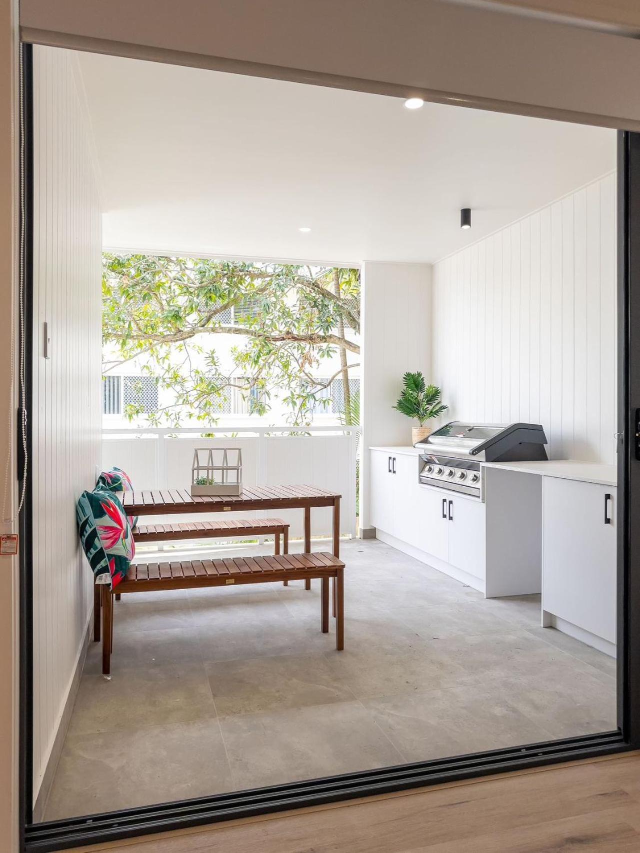 Unique Kirra townhouse
