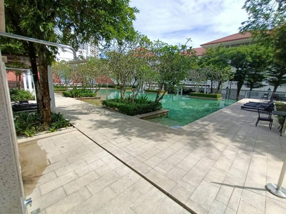 Perfect Marina Stay@ Strait Quay /w Big Balcony + Carpark