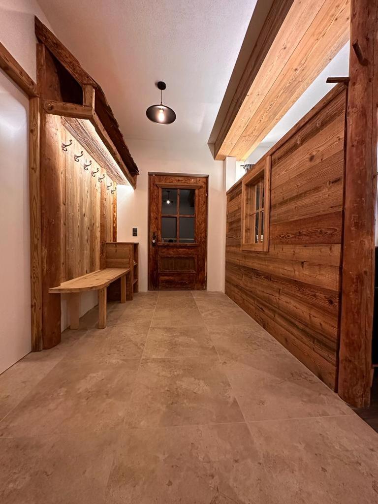 Chalet Schwarz