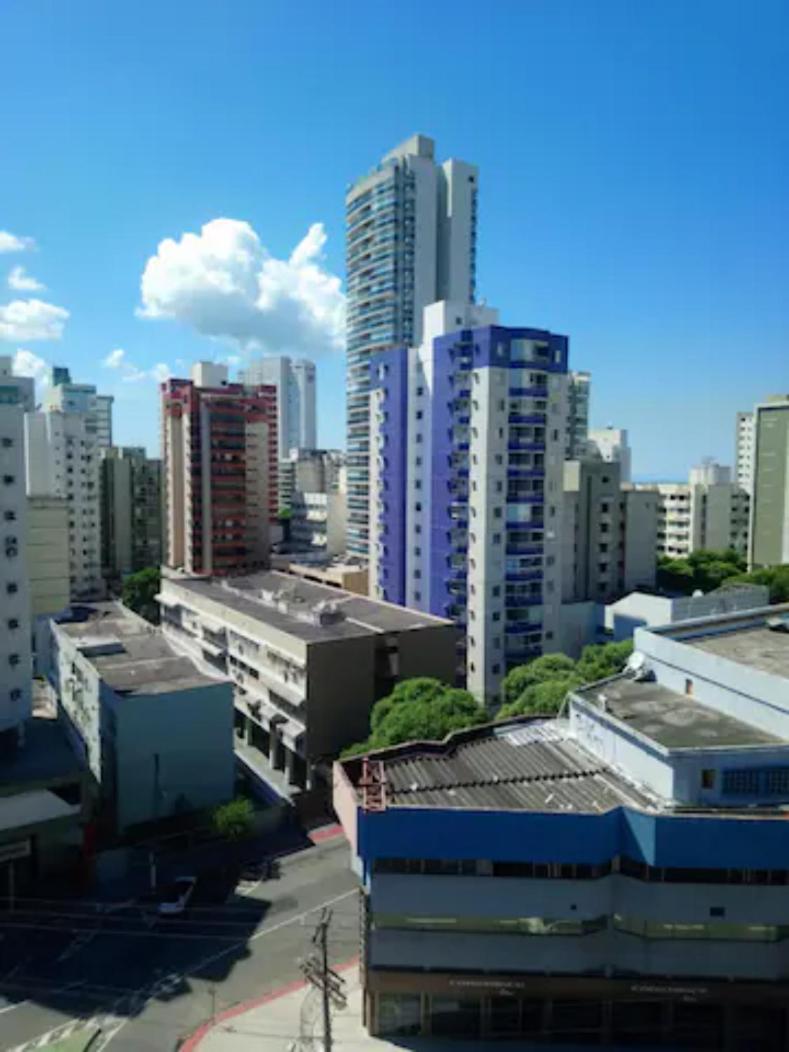 Apartamento bairro Praia do Canto na Reta da Penha