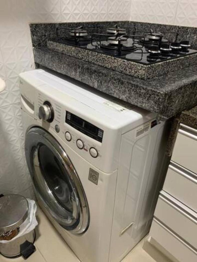 Apartamento bairro Praia do Canto na Reta da Penha