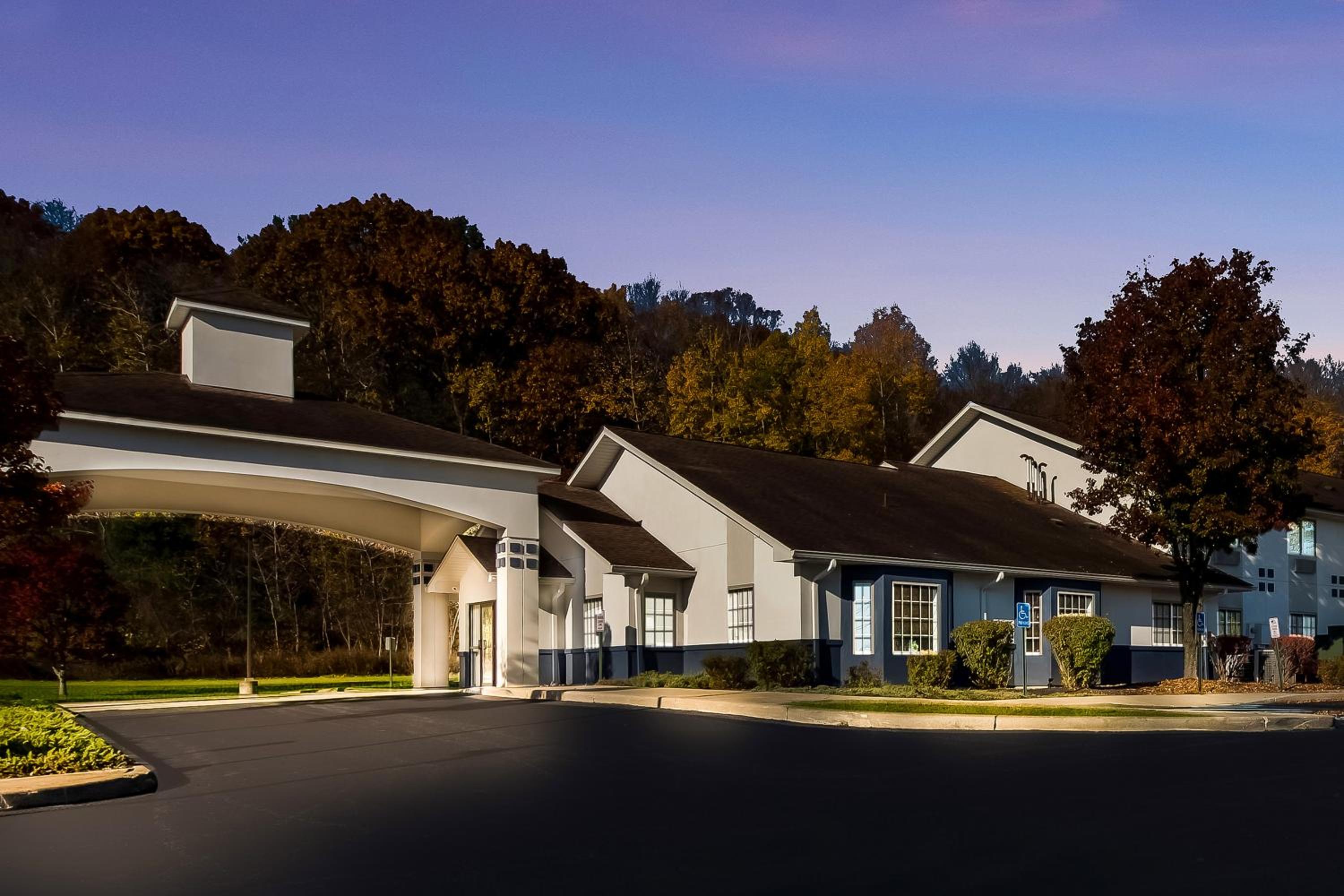 SureStay Plus Hotel by Best Western Highland Poughkeepsie view 5