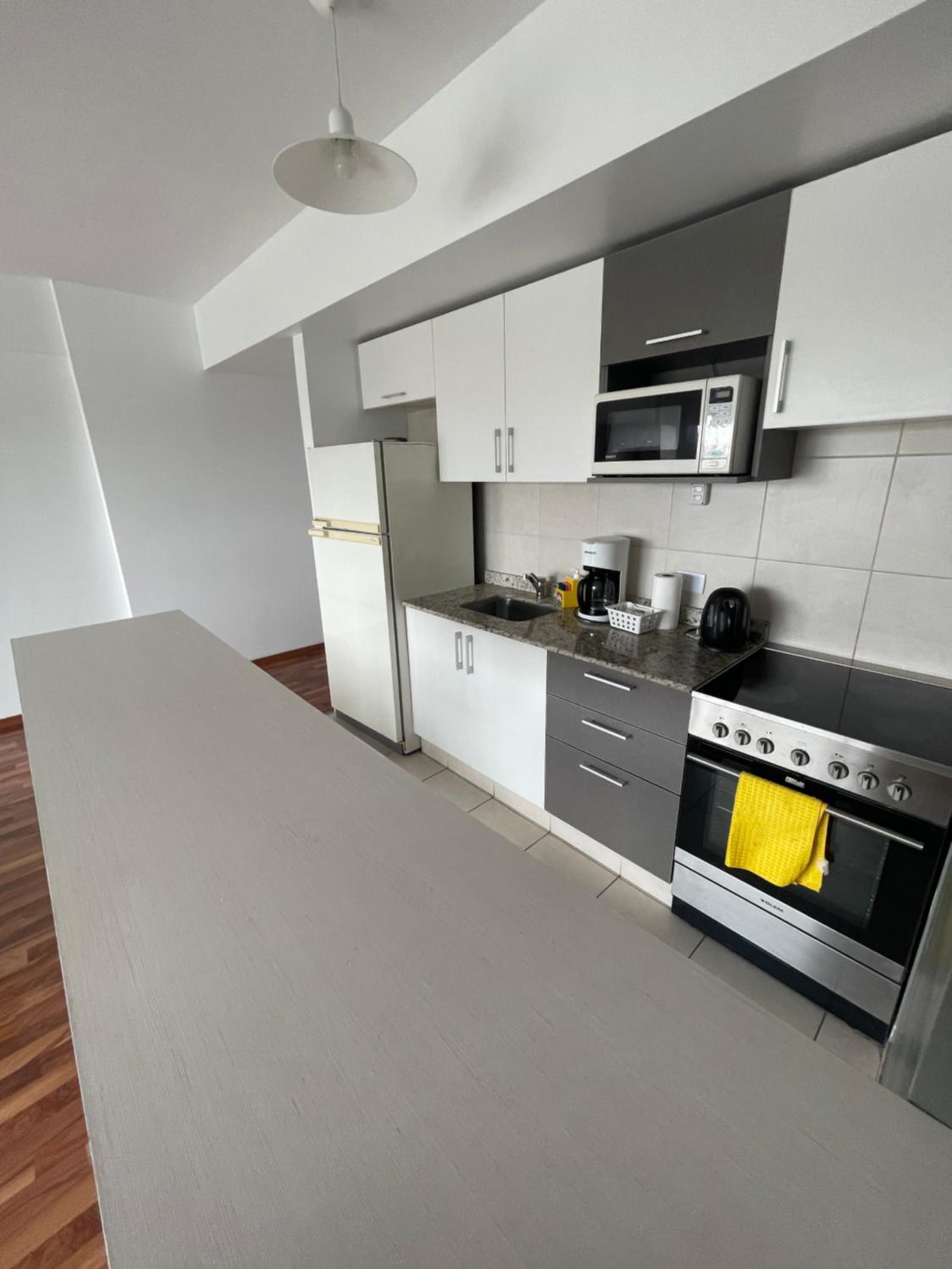 Metropolitan Highline Apartments