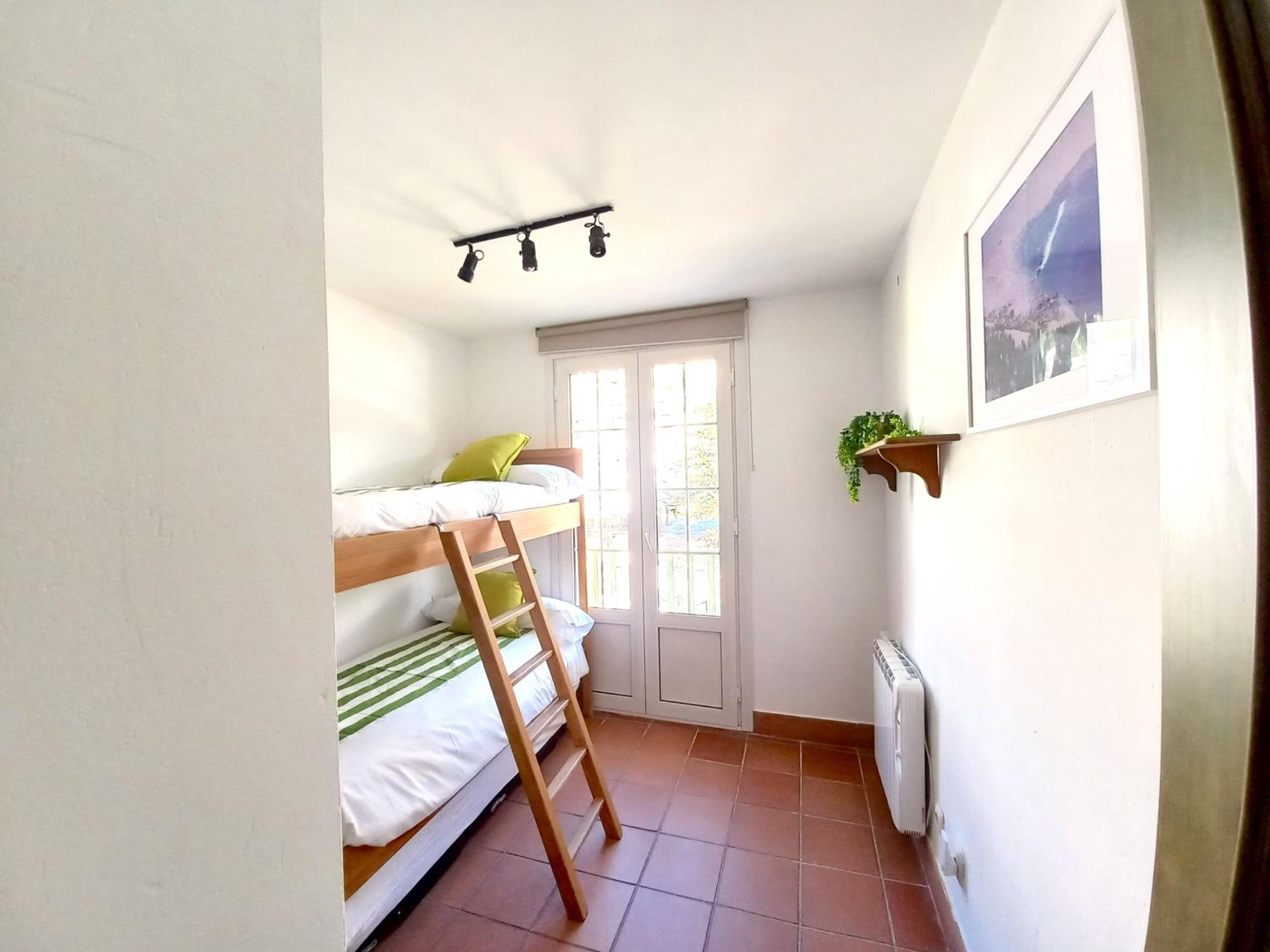 Monachil Vacations - Plaza Andalucia Edificio Salvia 2-6 pax - Property Image 5