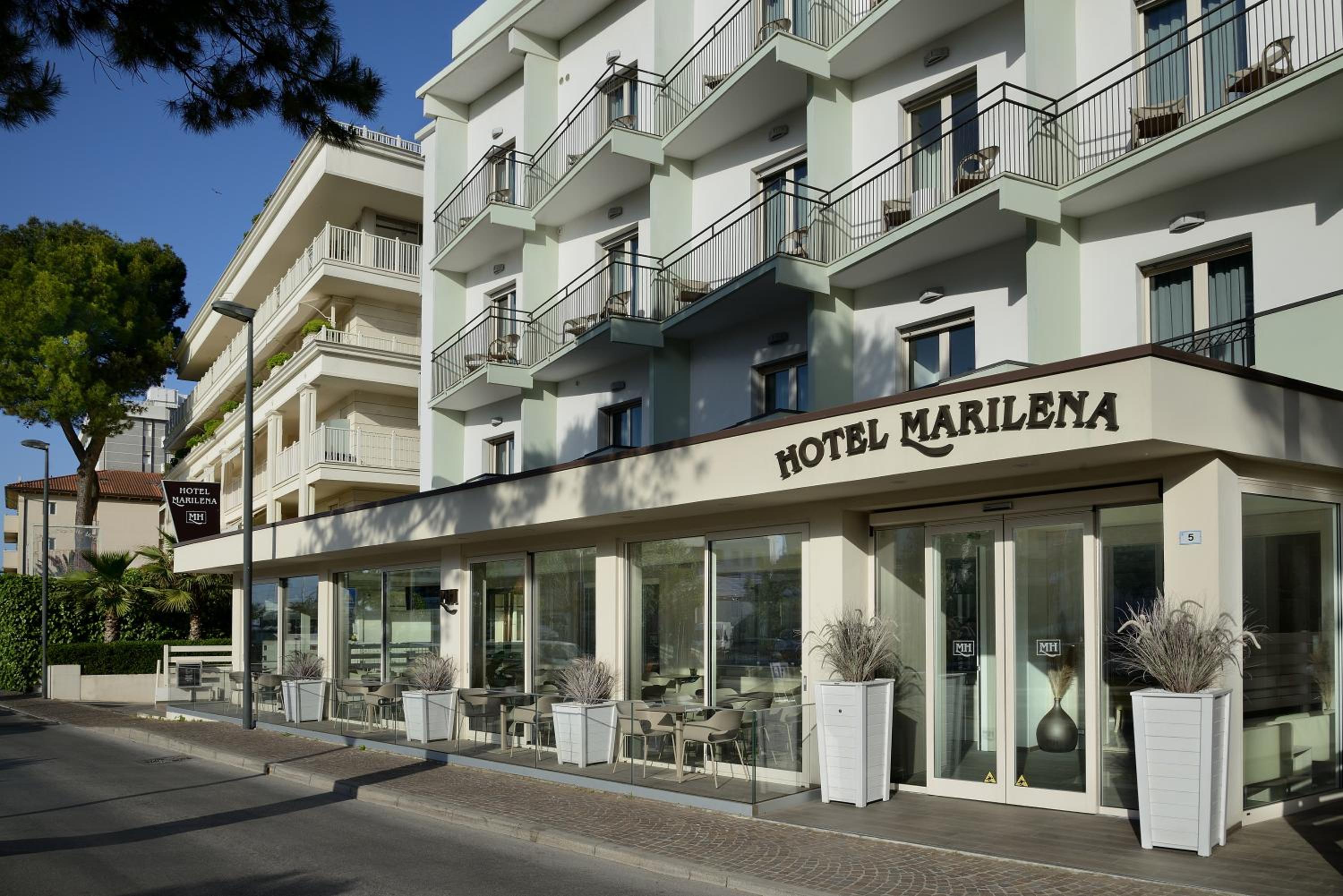 Hotel Marilena - Image 1