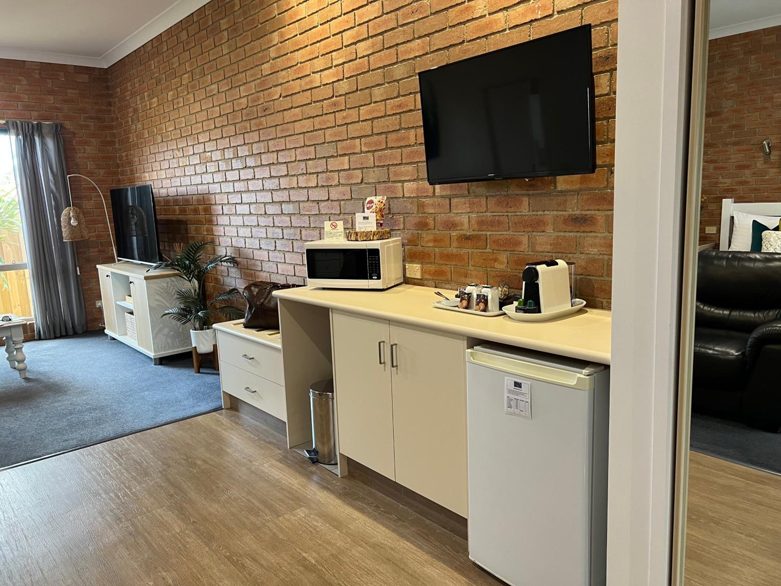 Coastal Waters Motor Inn - Property Image 57