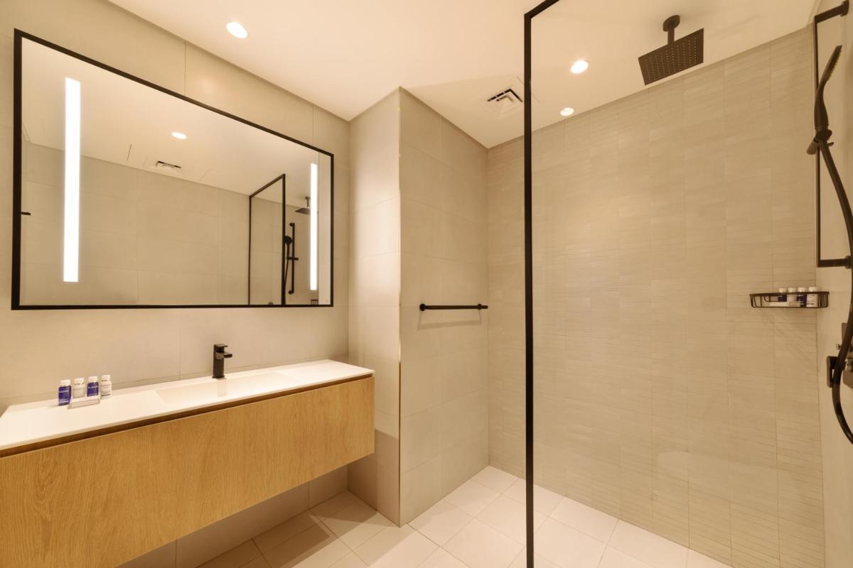 Maison Privee - Luxury, Spacious, Modern Near Burj Khalifa and Dubai Canal