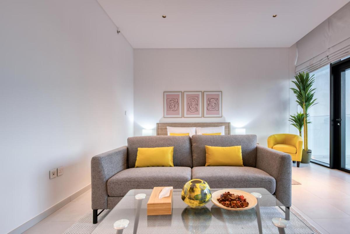 Maison Privee - Luxury, Spacious, Modern Near Burj Khalifa and Dubai Canal