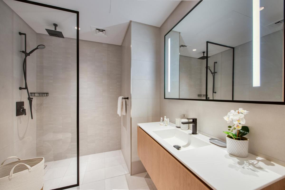 Maison Privee - Luxury, Spacious, Modern Near Burj Khalifa and Dubai Canal