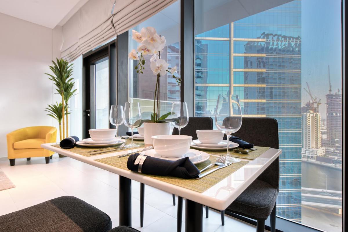 Maison Privee - Luxury, Spacious, Modern Near Burj Khalifa and Dubai Canal