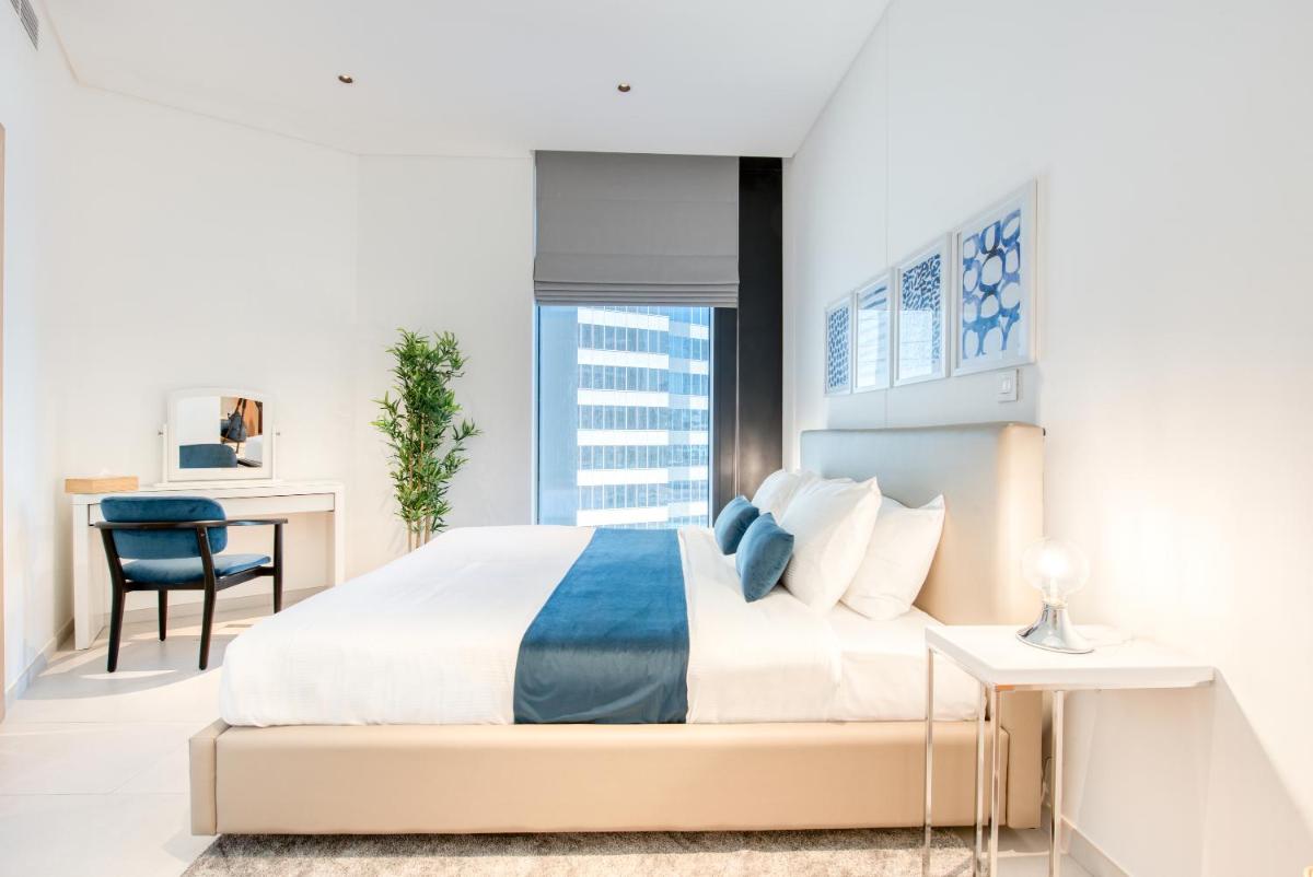 Maison Privee - Luxury, Spacious, Modern Near Burj Khalifa and Dubai Canal